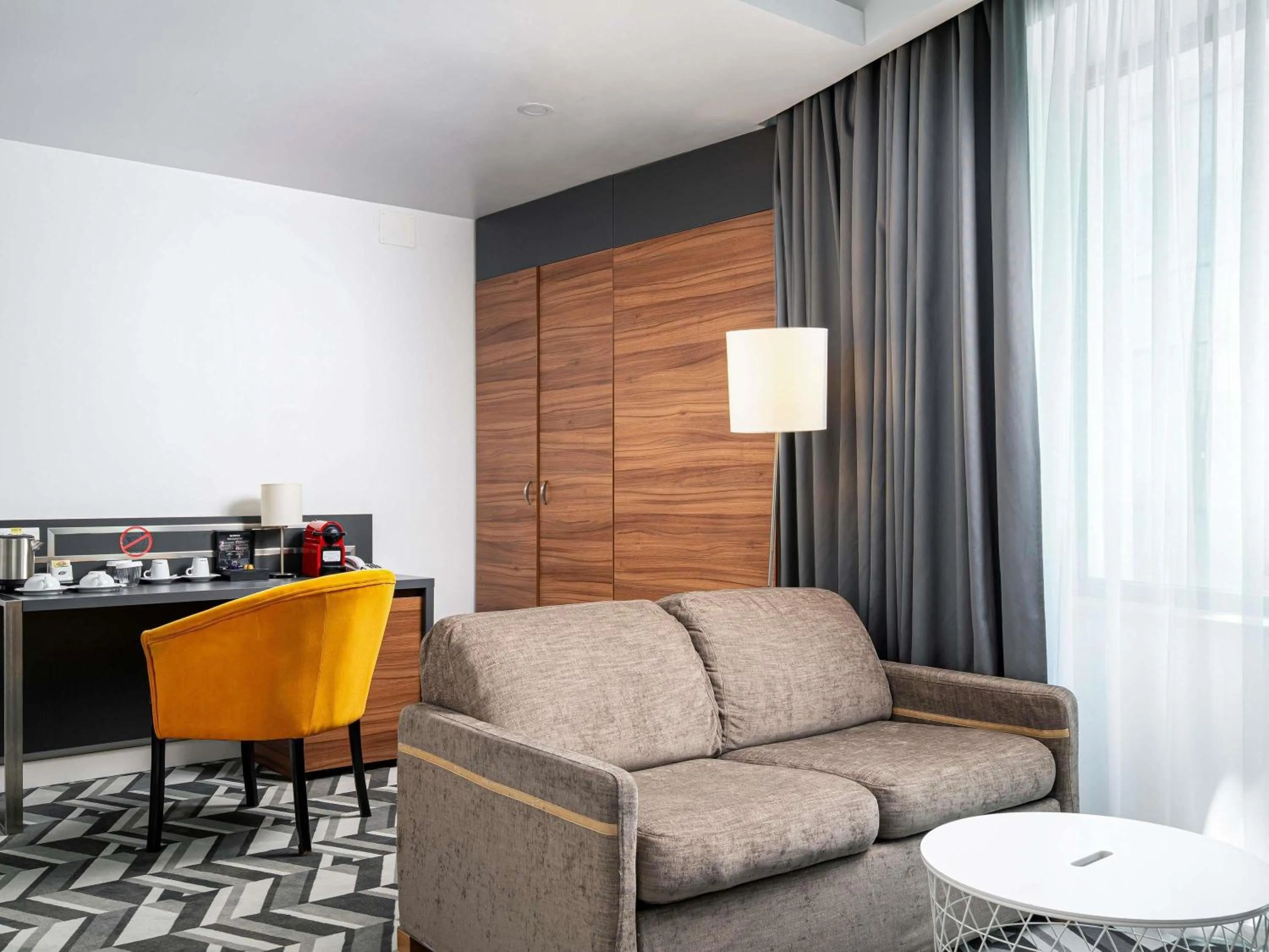 Bedroom in Mercure Bucharest Unirii