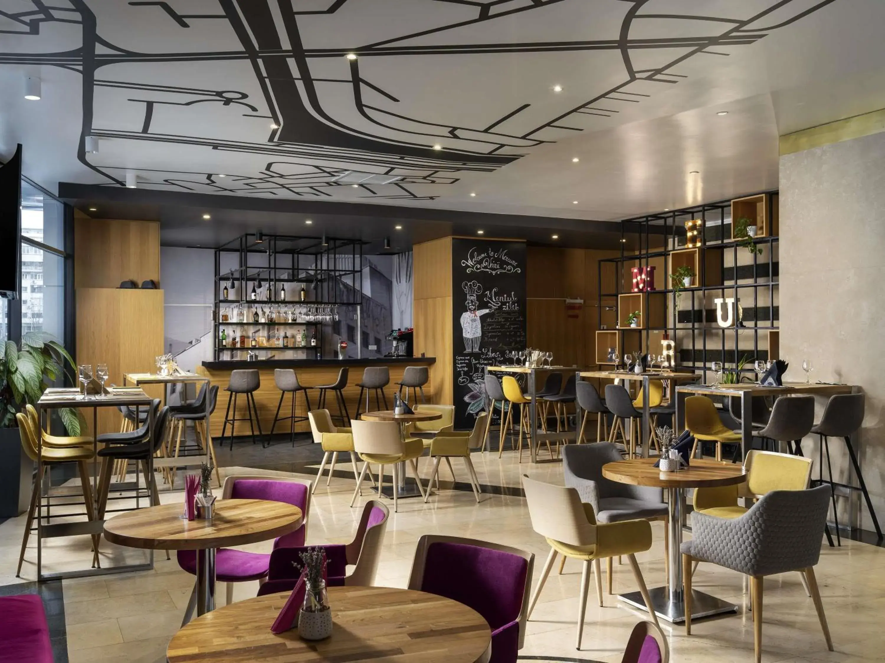 Property building in Mercure Bucharest Unirii Property building in Mercure Bucharest Unirii