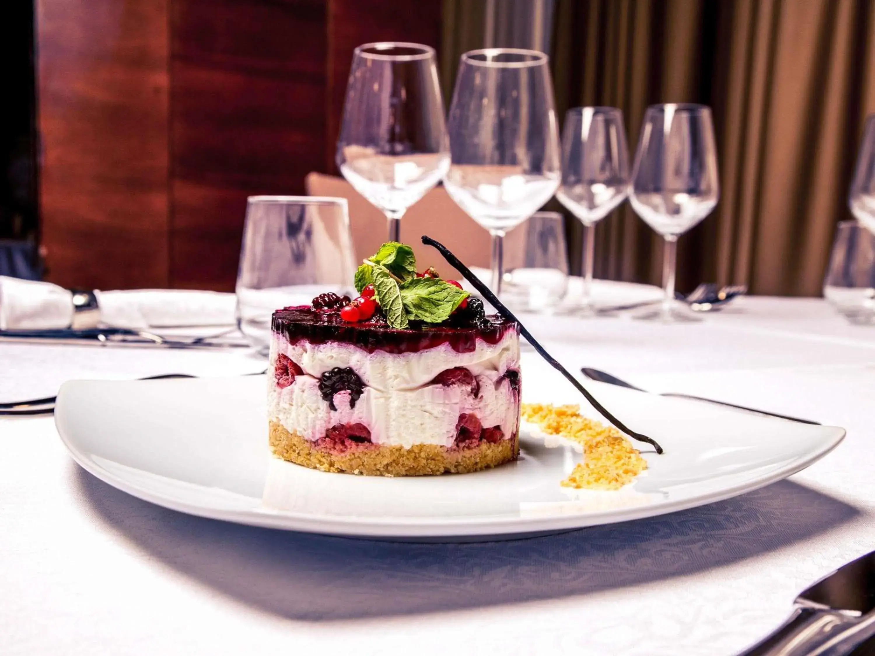 Restaurant/places to eat in Mercure Bucharest Unirii Restaurant/places to eat in Mercure Bucharest Unirii