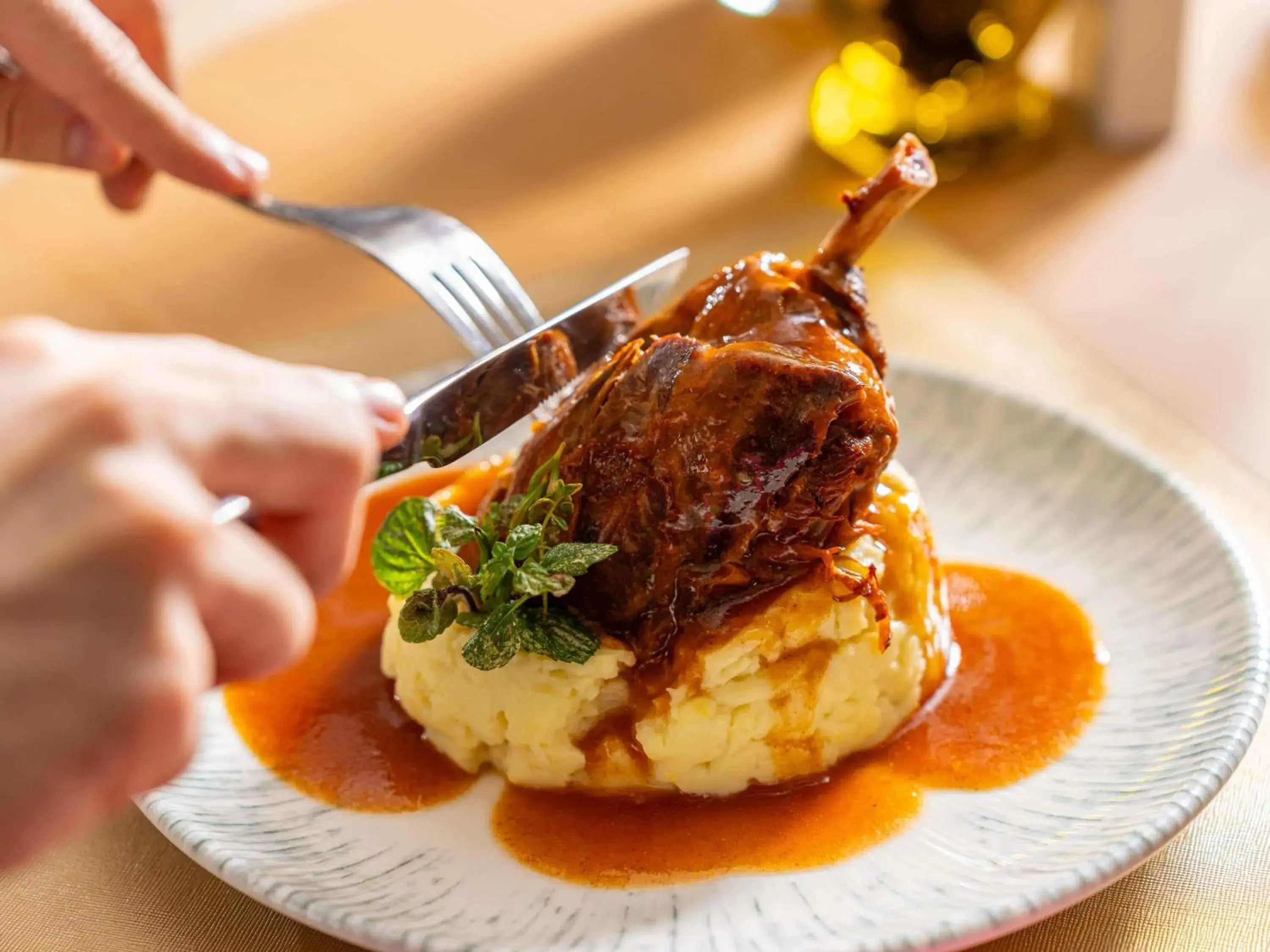 Restaurant/places to eat in Mercure Bucharest Unirii Restaurant/places to eat in Mercure Bucharest Unirii