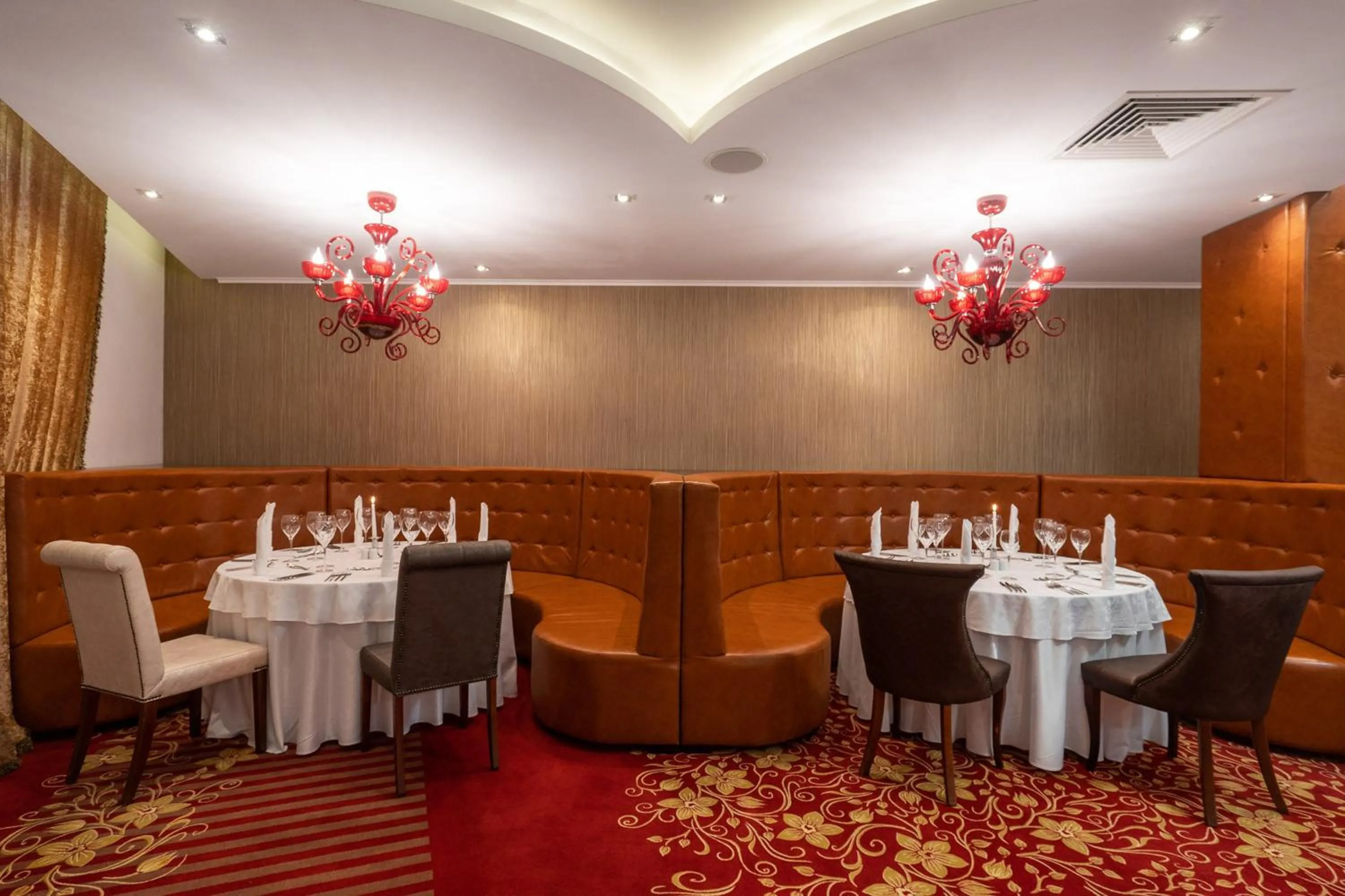 Restaurant/places to eat in GRIFID Metropol Hotel - Premium All inclusive & Private Beach - Adults Only