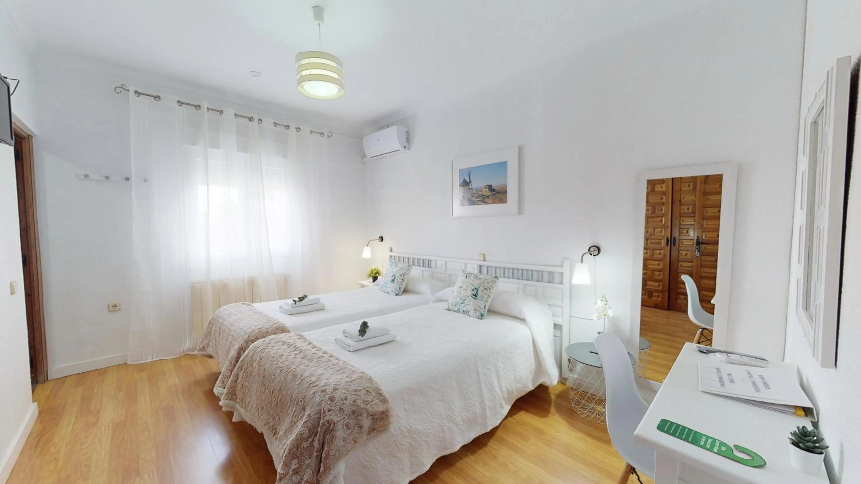 Bed in Hotel Consuegra