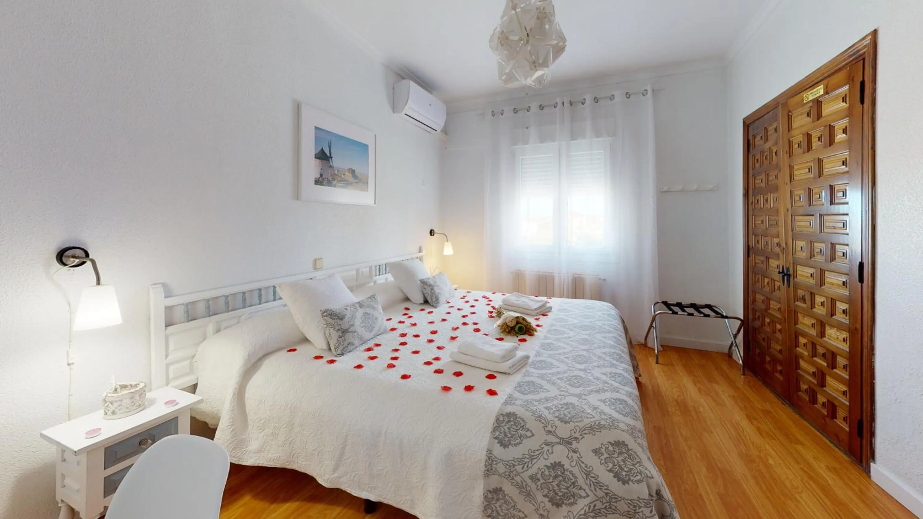 Bed in Hotel Consuegra