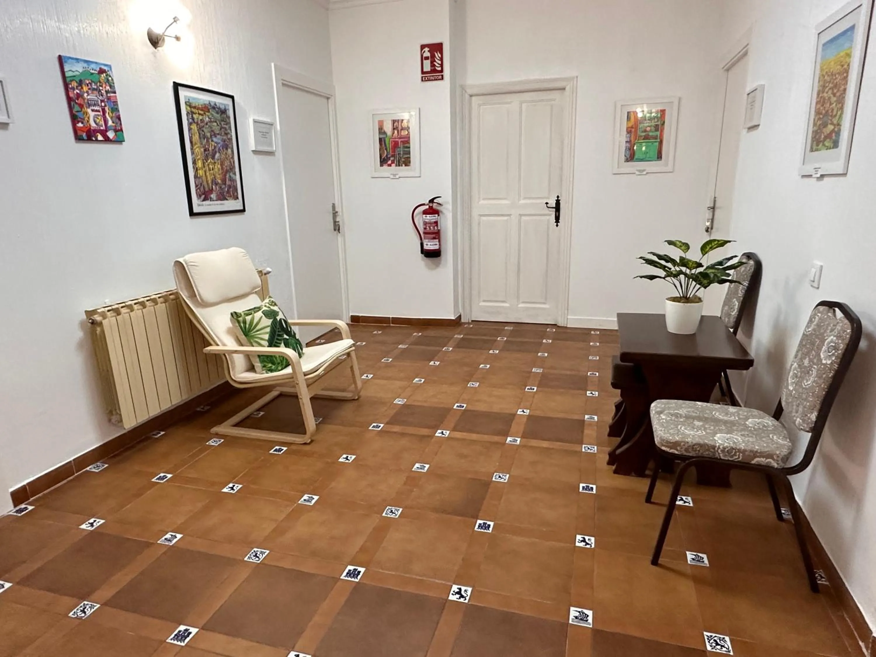 Seating area in Hotel Consuegra