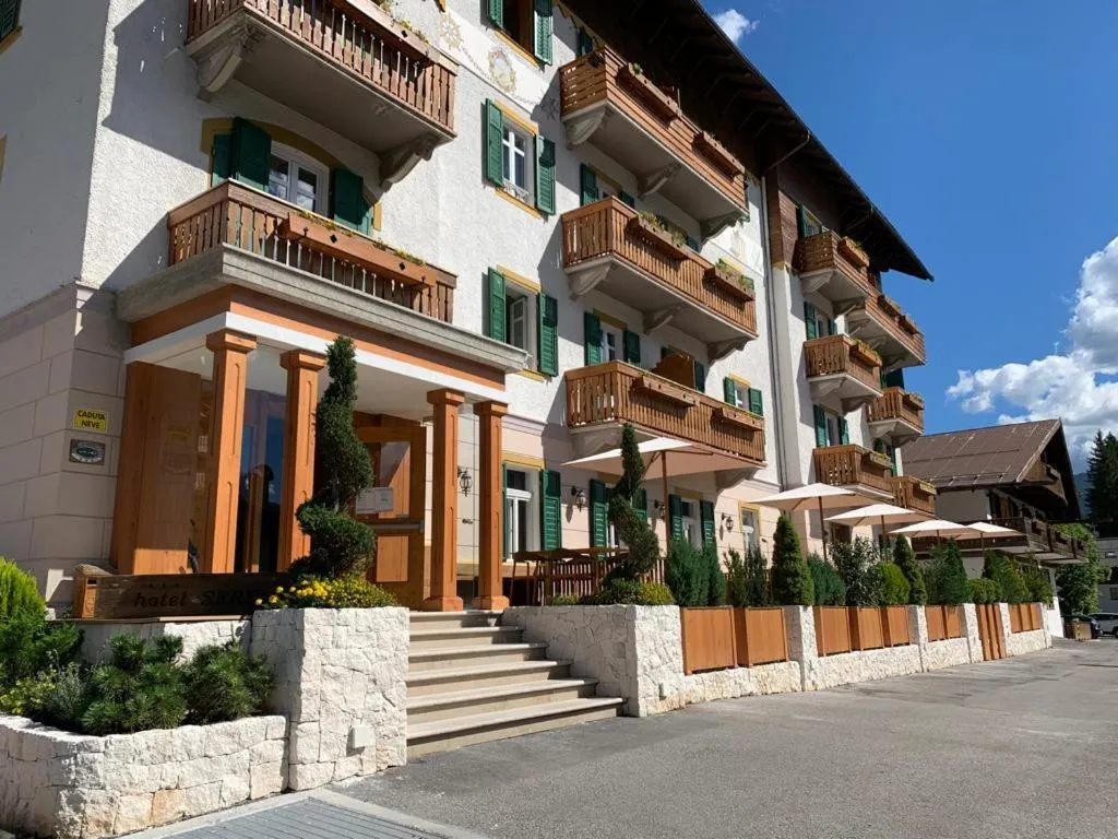 Property building in Hotel Serena Cortina