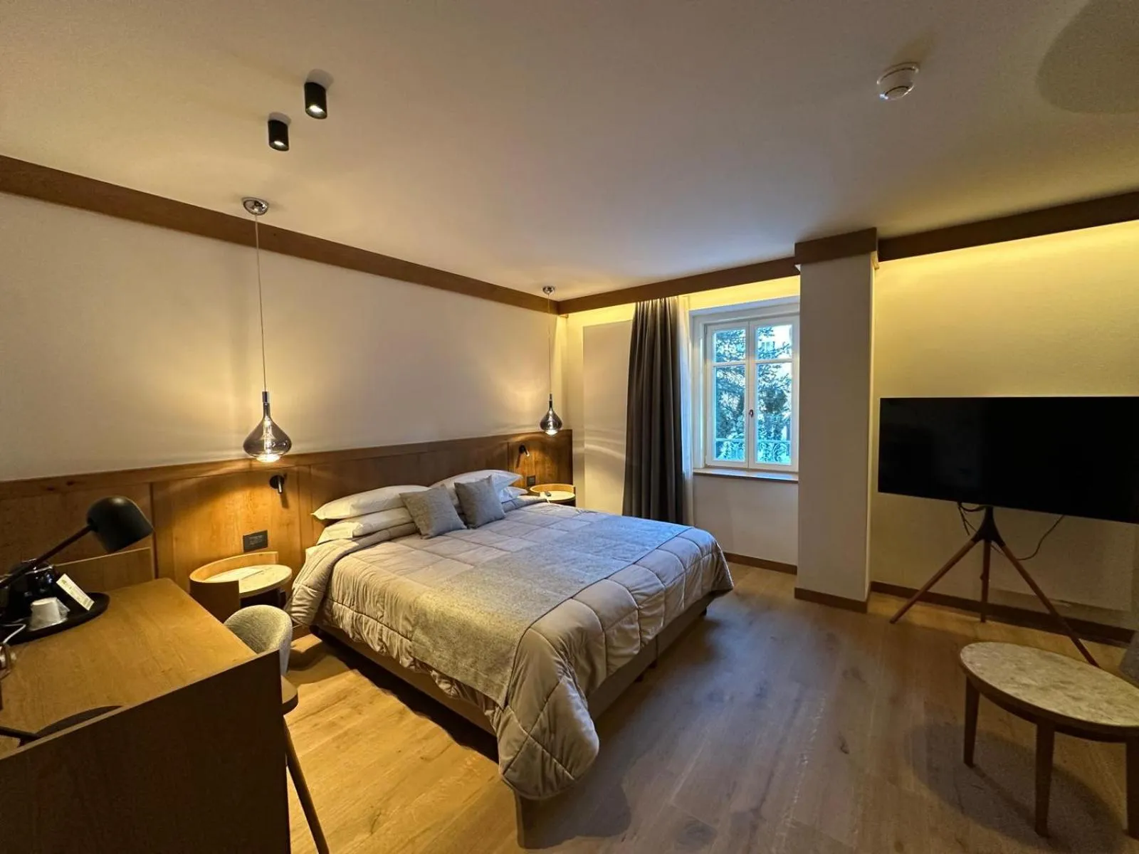 Bed in Hotel Serena Cortina