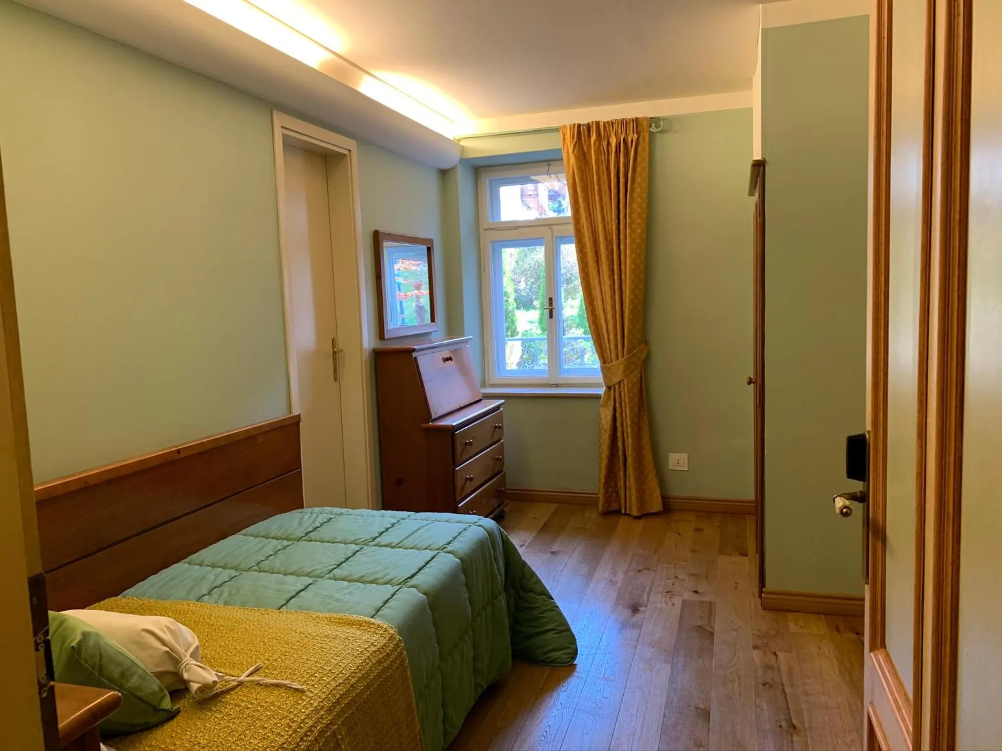 Bed in Hotel Serena Cortina