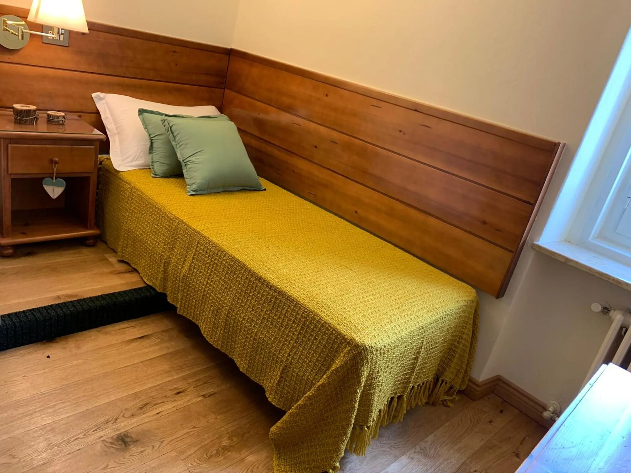 Bed in Hotel Serena Cortina