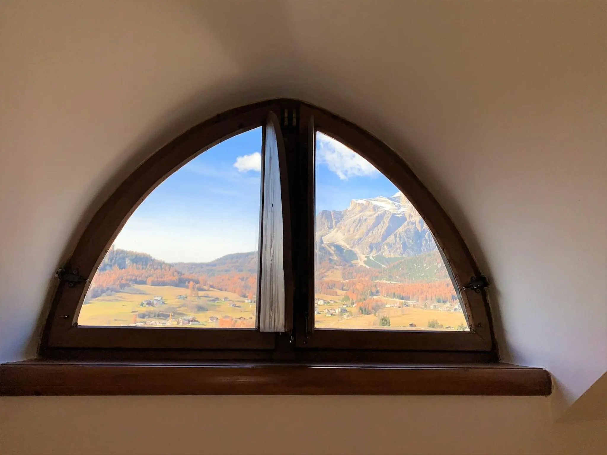 Mountain view in Hotel Serena Cortina