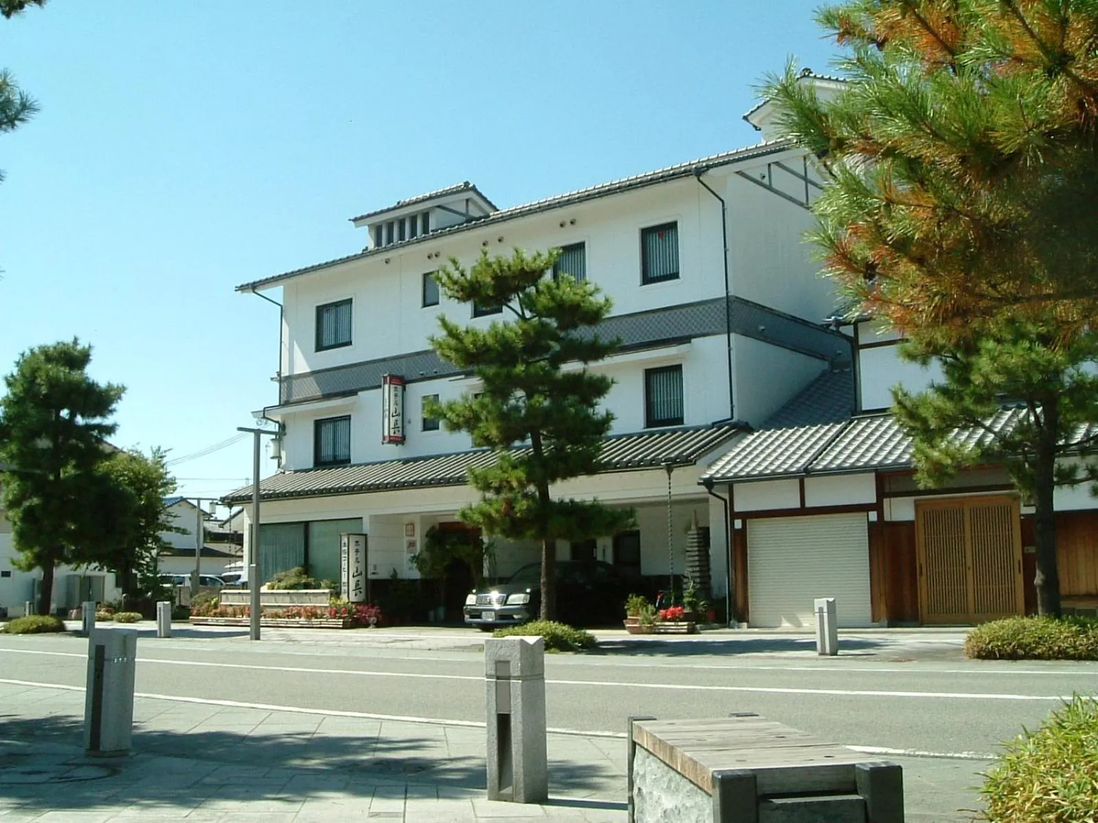 Property building in Hotel Yamachou