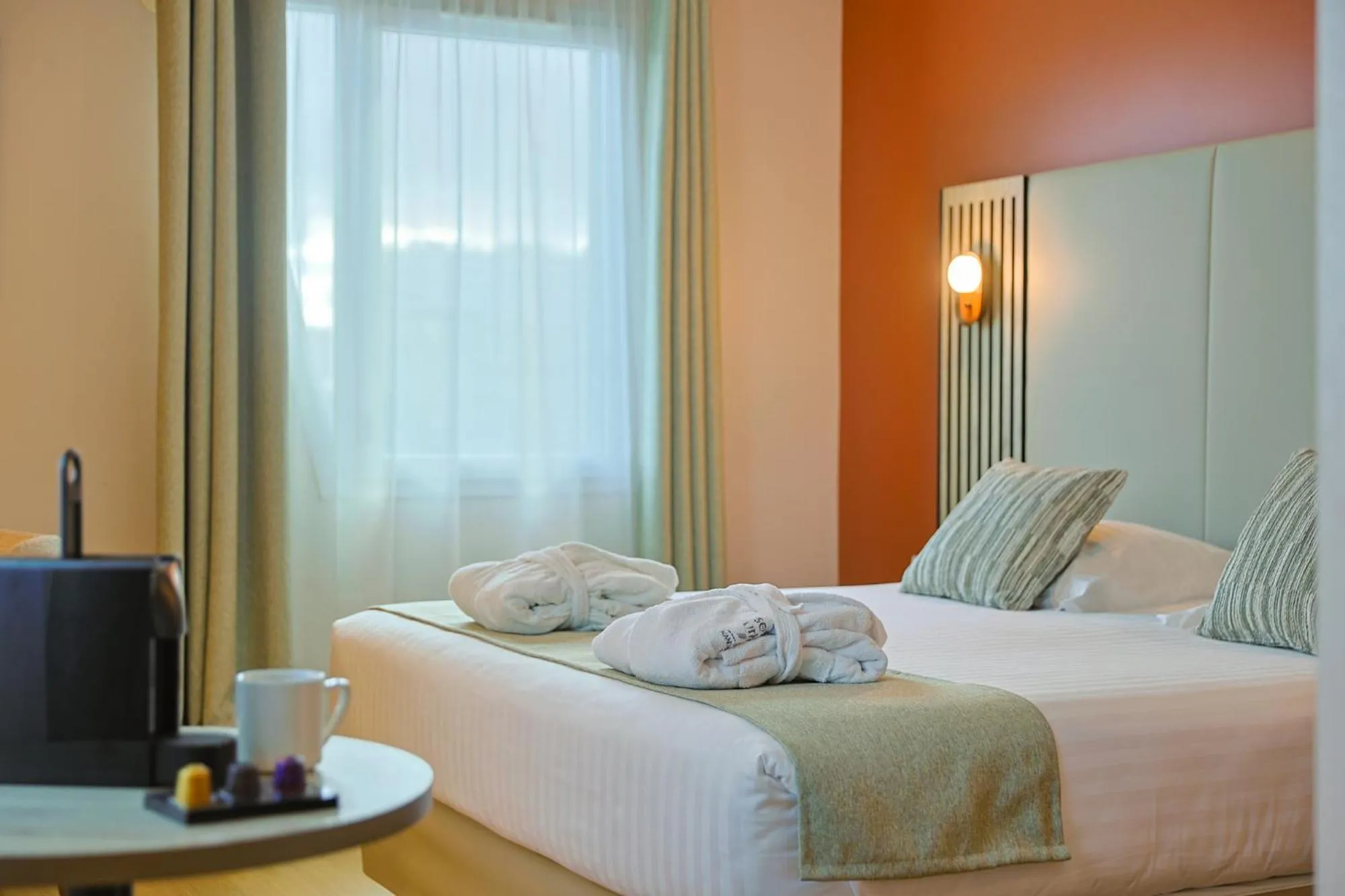 Bedroom, Bed in Seven Urban Suites Nantes Centre