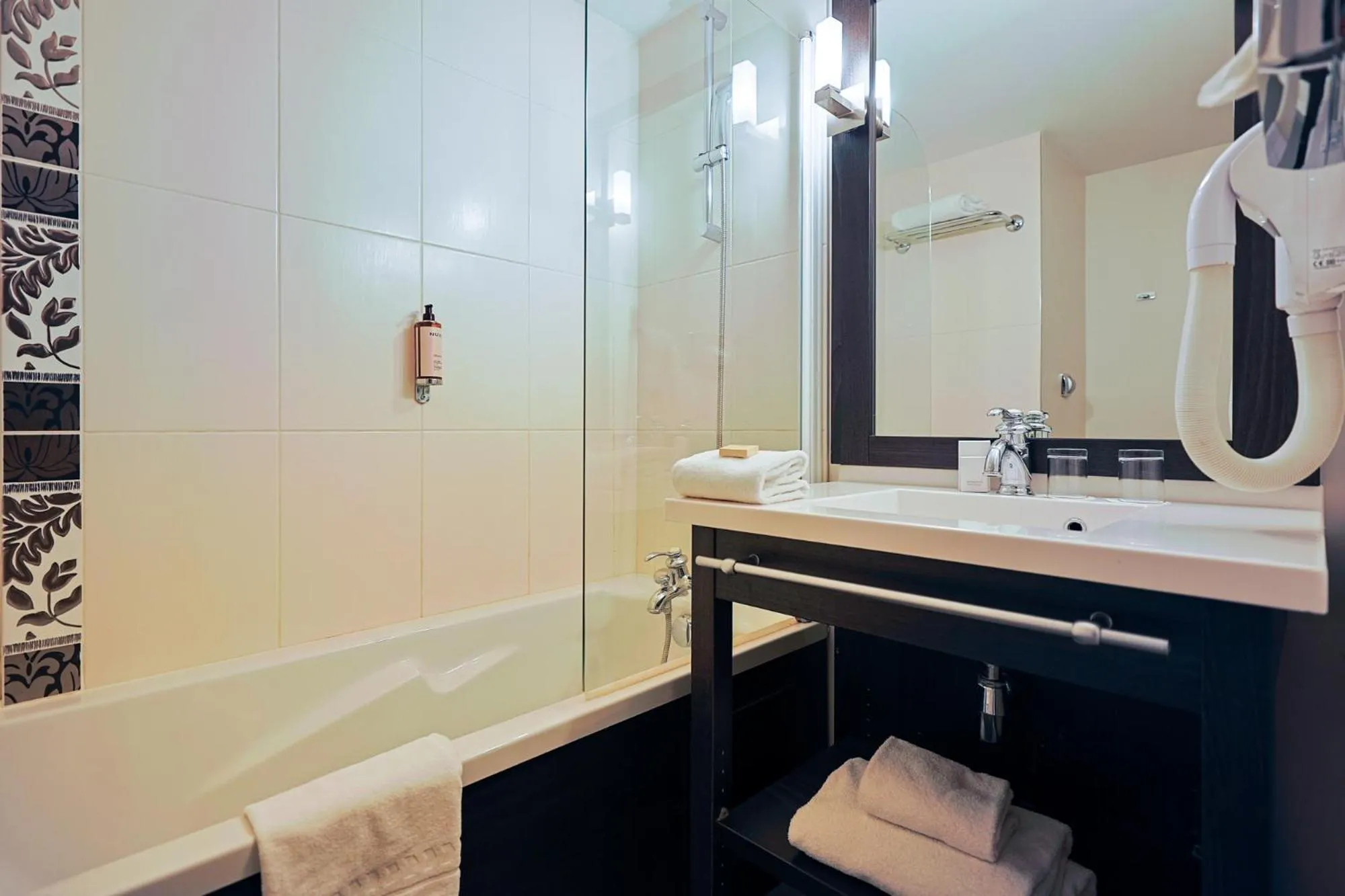 Bathroom in Seven Urban Suites Nantes Centre