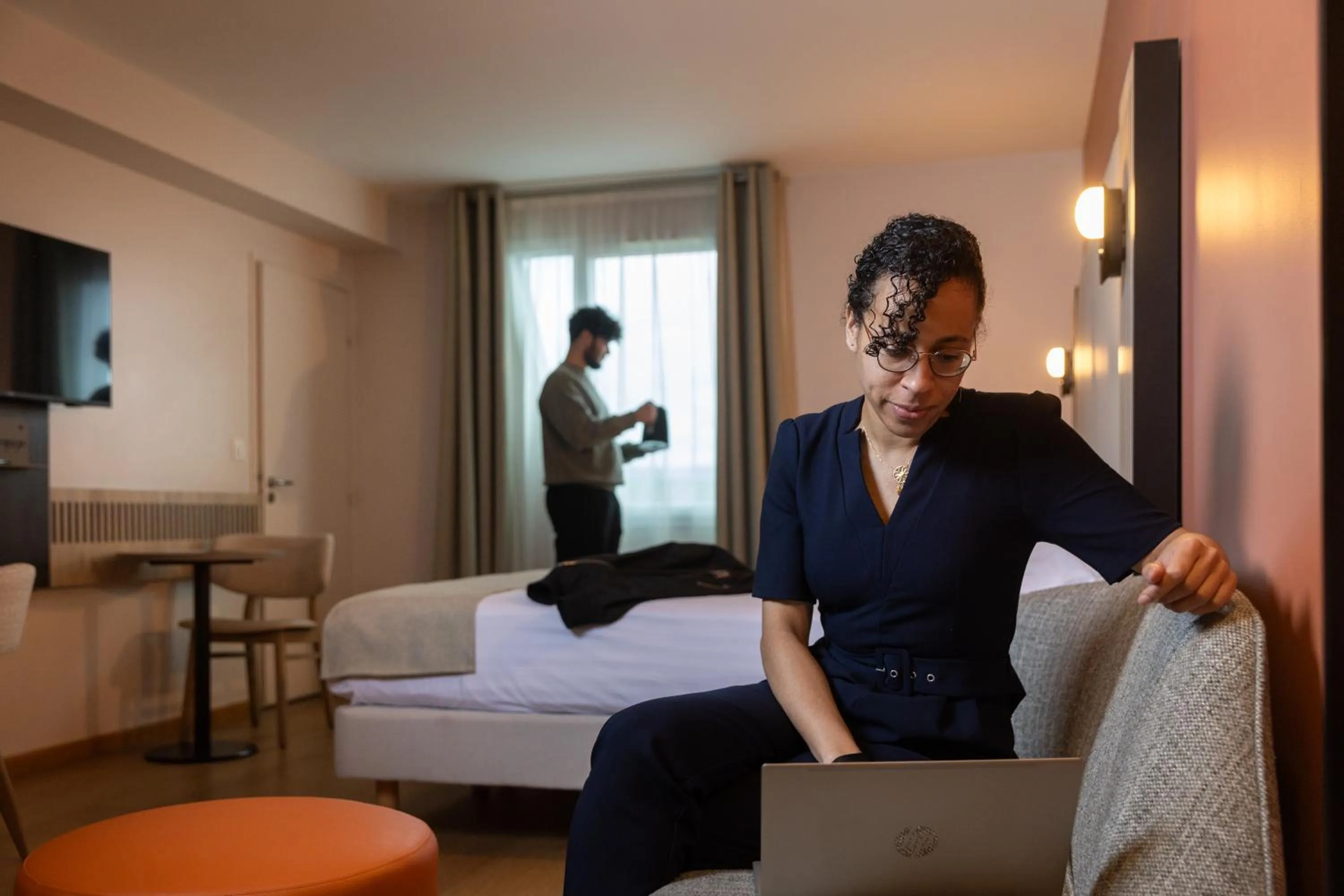People, Bed in Seven Urban Suites Nantes Centre