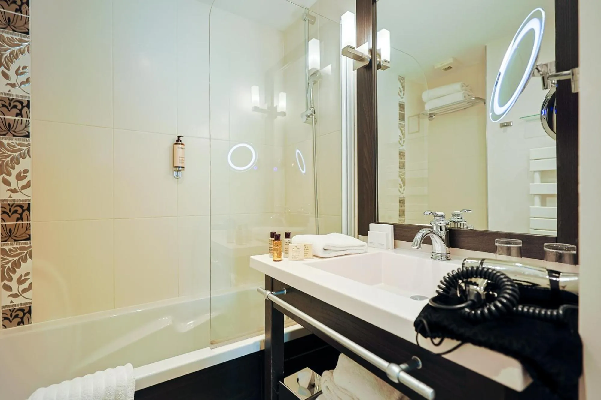 Bathroom in Seven Urban Suites Nantes Centre