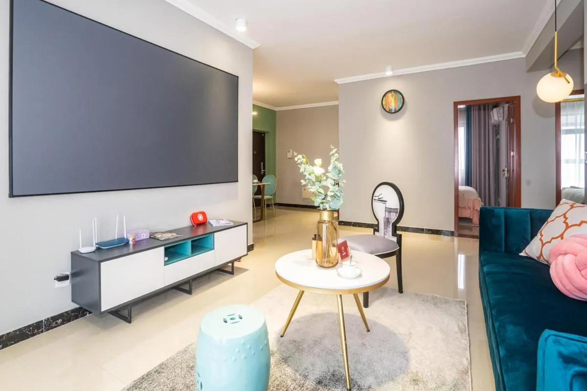 Zhengzhou Zhengdong New District·Zhengzhou Central Business Center· Locals Apartment 00162560