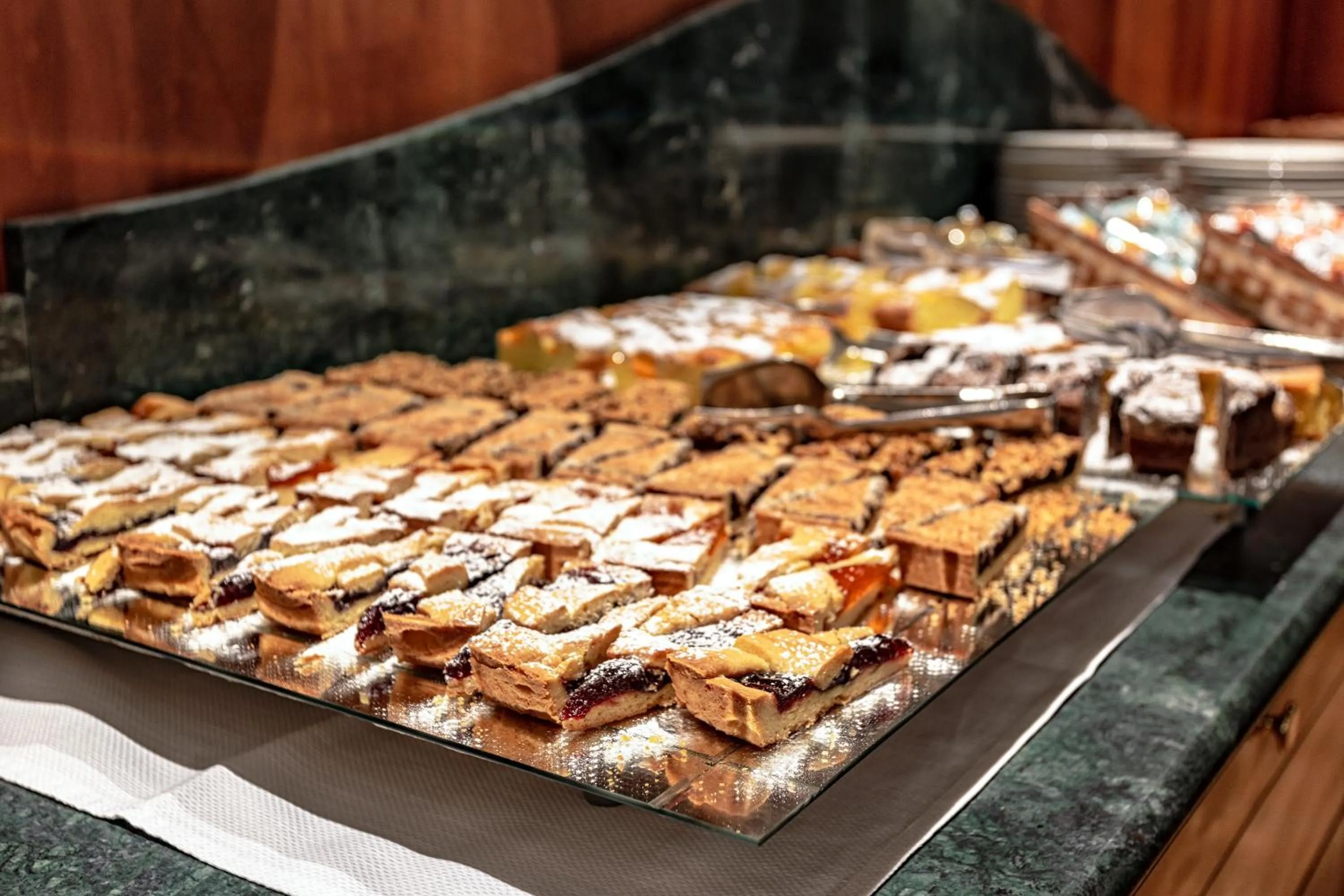 Food and drinks in Hotel Mondolé - Azzurro Club