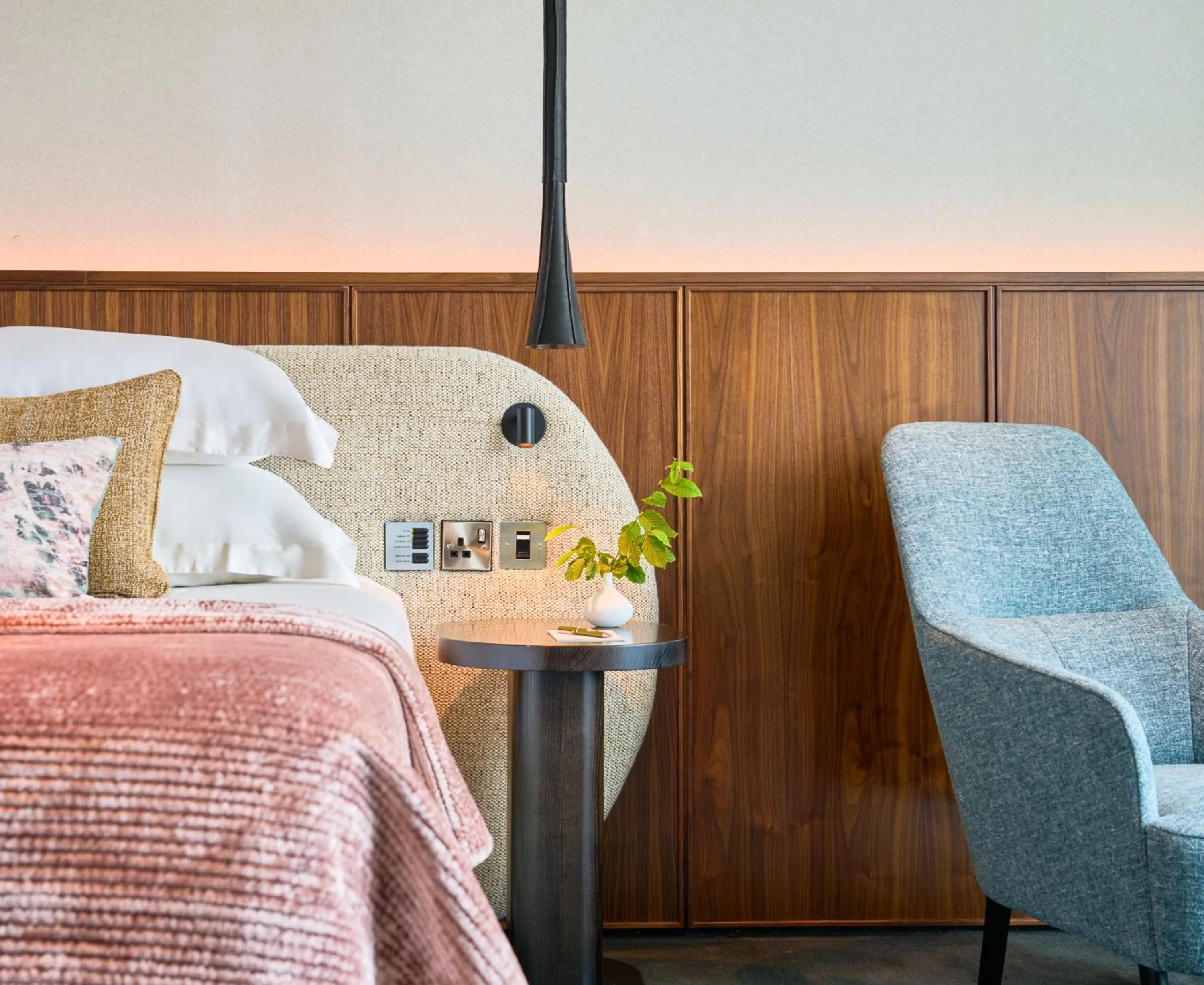 Bed in Aghadoe Heights Hotel & Spa