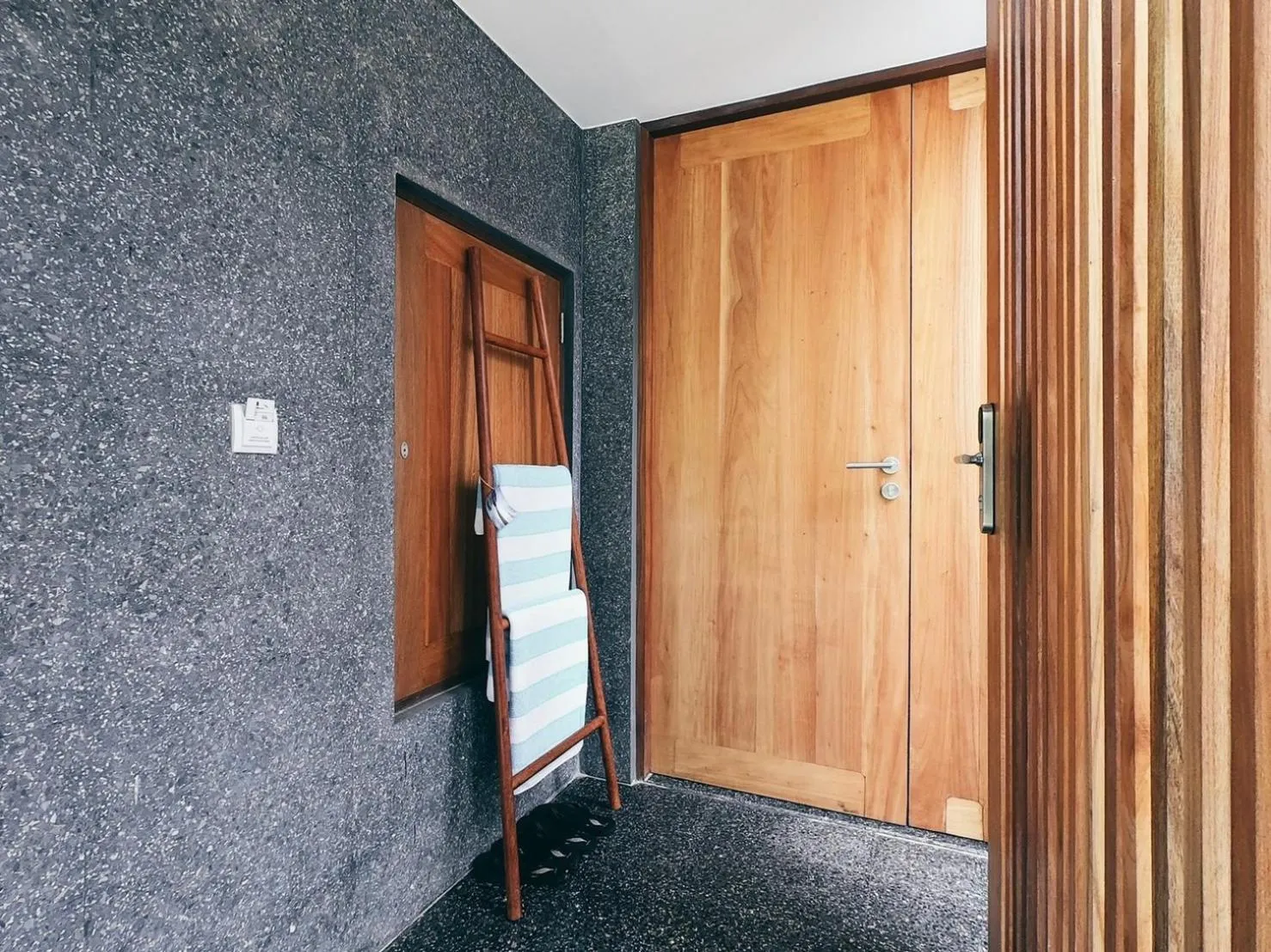 Guests in Varivana Resort Koh Phangan, The Centara Collection