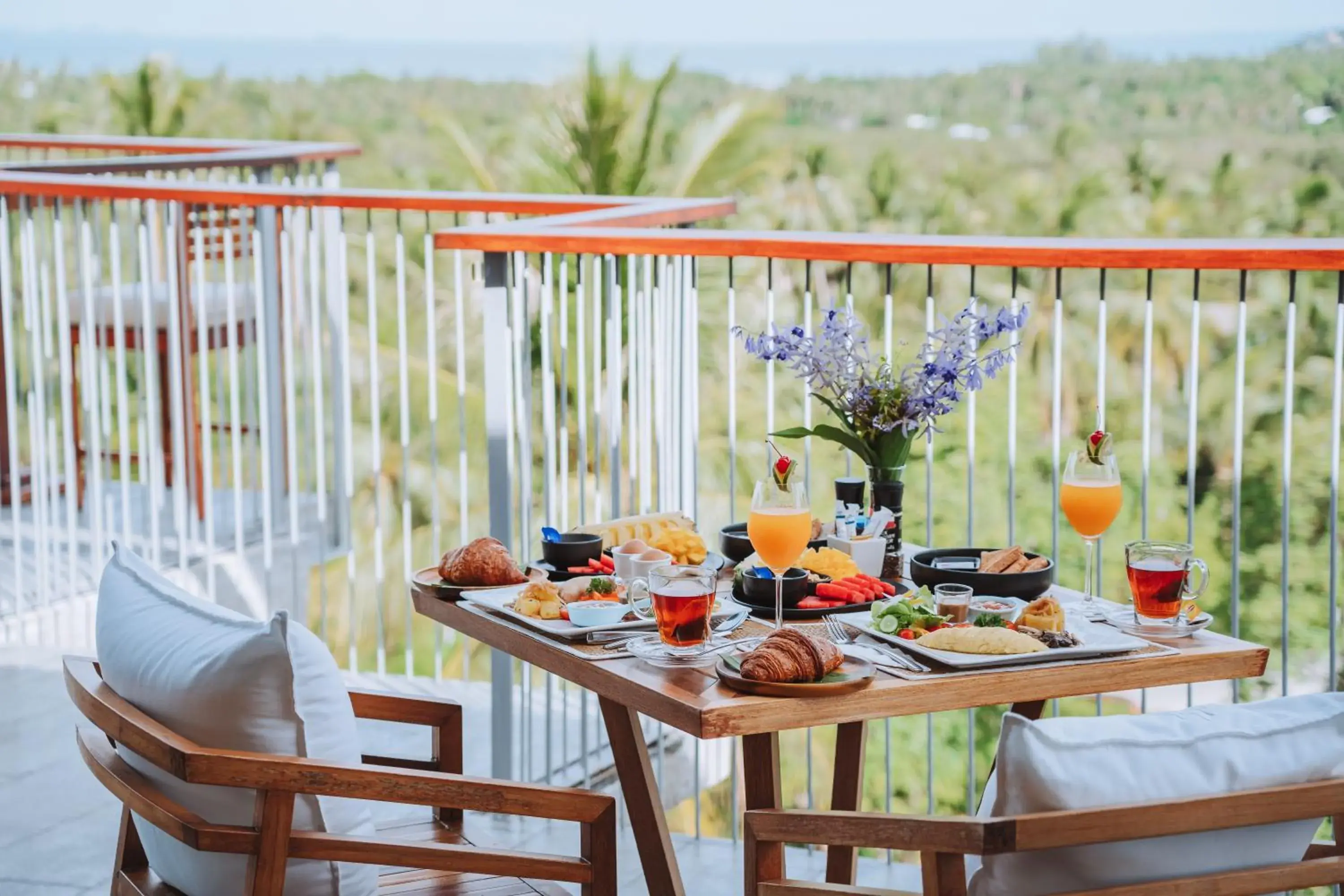 Restaurant/places to eat in Varivana Resort Koh Phangan, The Centara Collection Restaurant/places to eat in Varivana Resort Koh Phangan, The Centara Collection