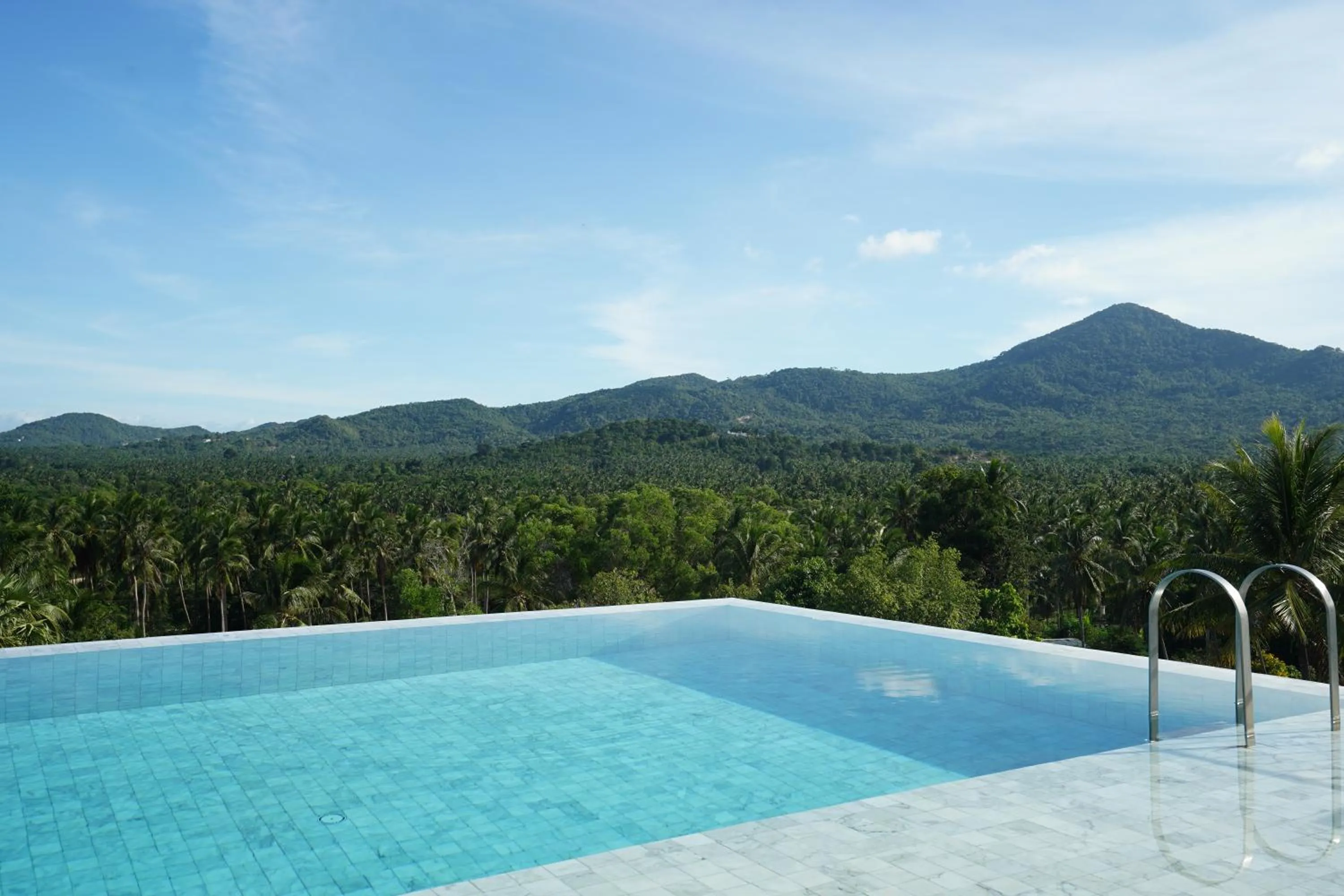 Swimming pool in Varivana Resort Koh Phangan, The Centara Collection