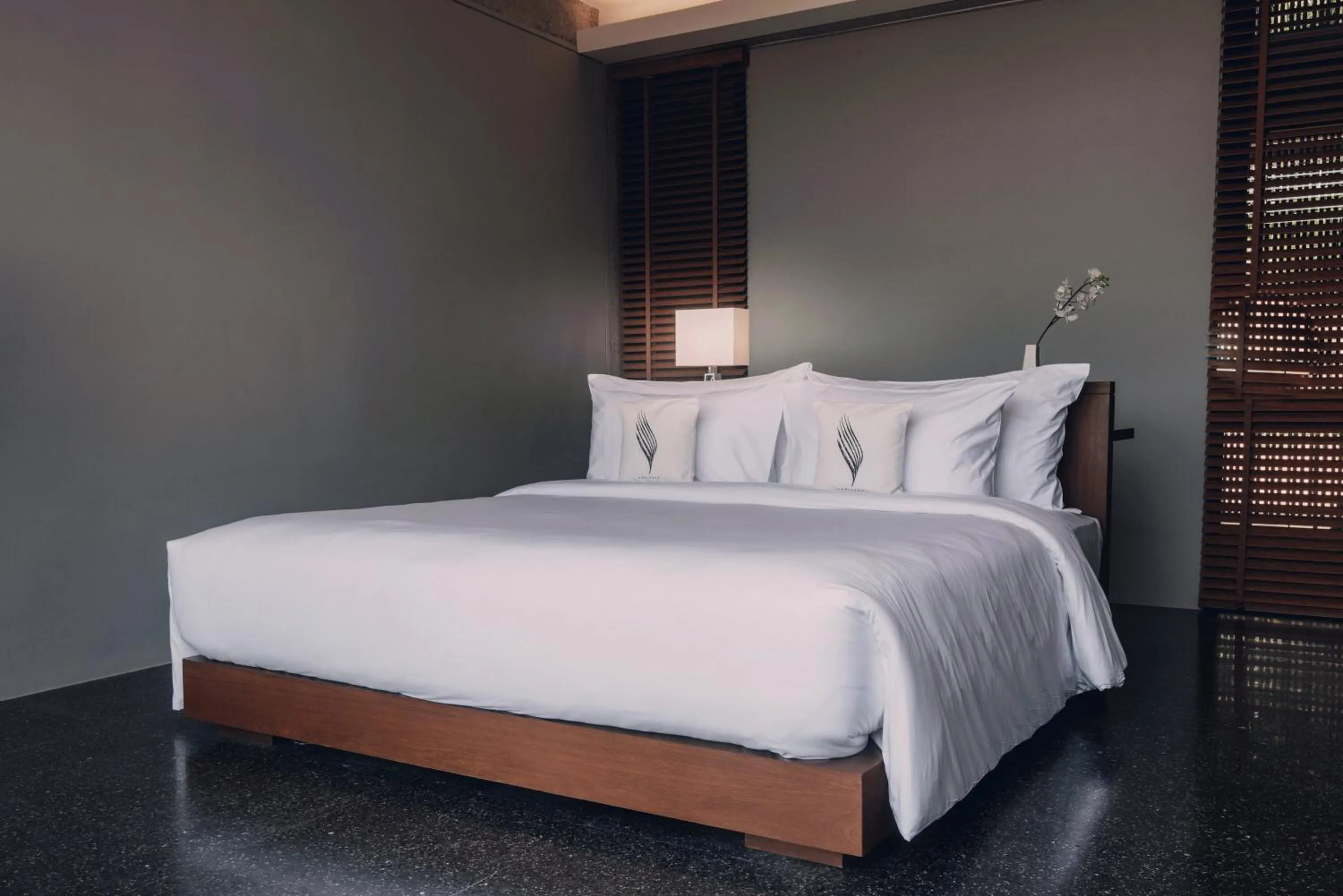 Business facilities, Bed in Varivana Resort Koh Phangan, The Centara Collection