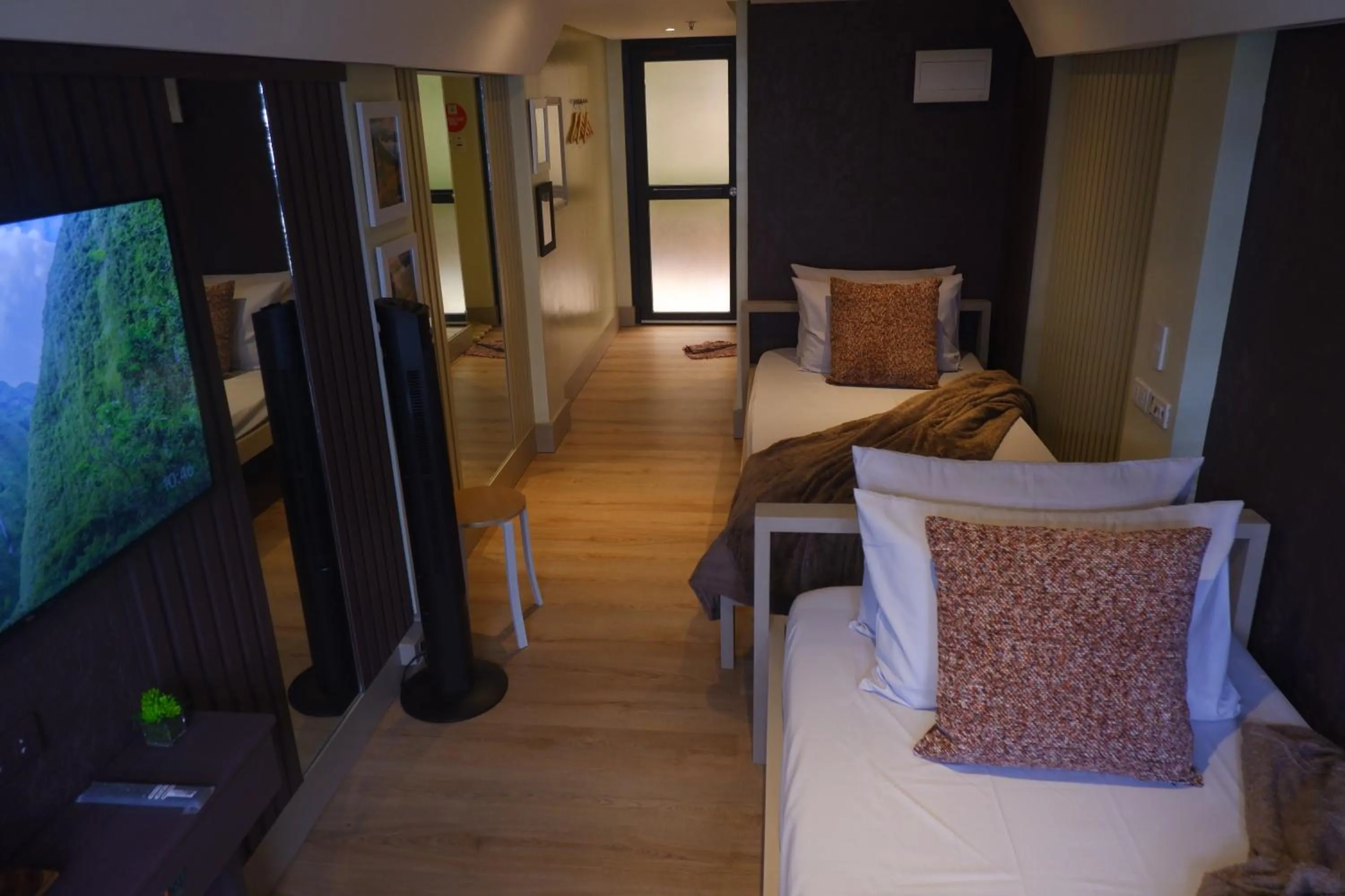 Bed in Sunset View Ridge Residences