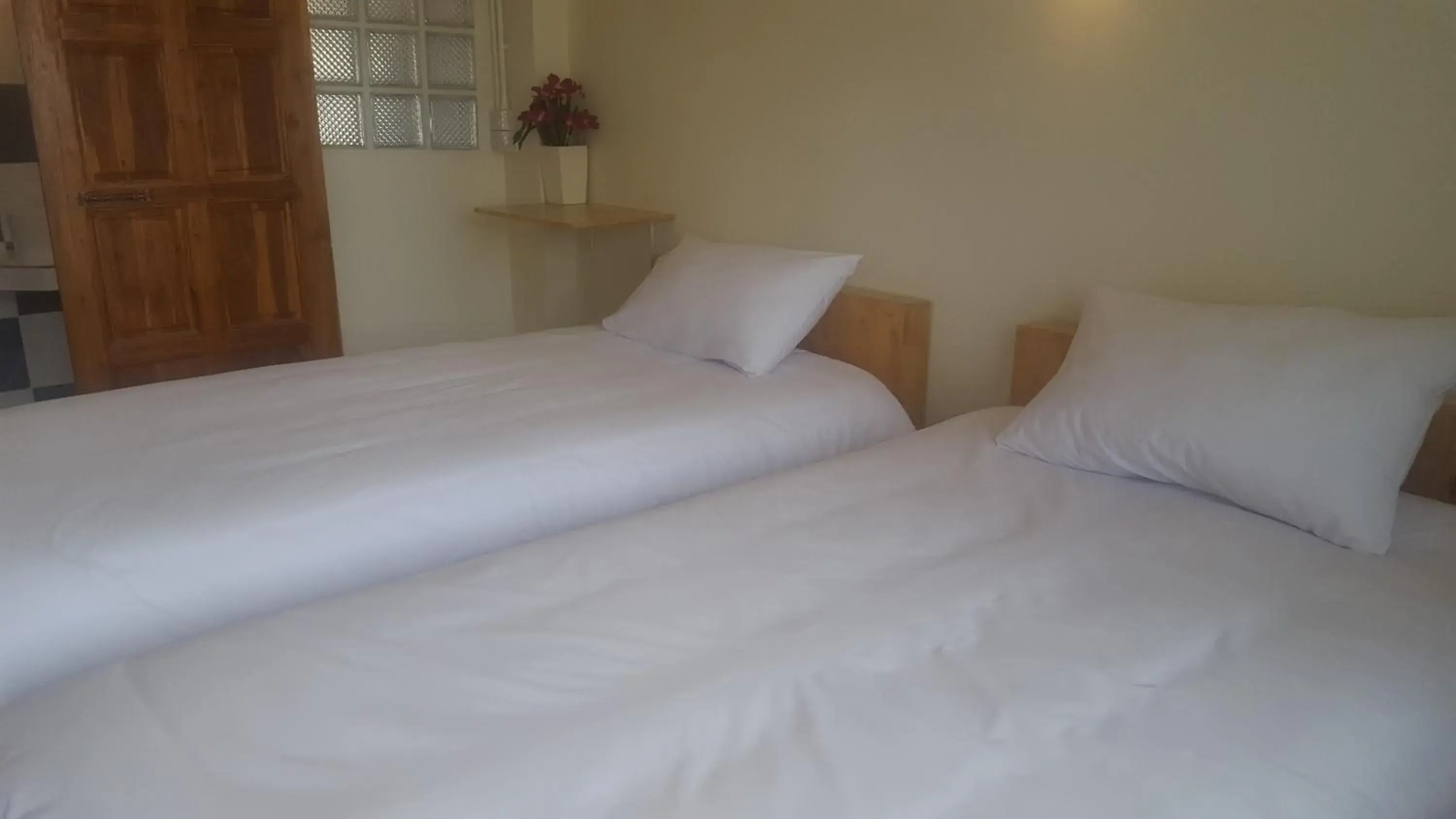 Standard Twin Room in HILLDA HOUSE Standard Twin Room in HILLDA HOUSE