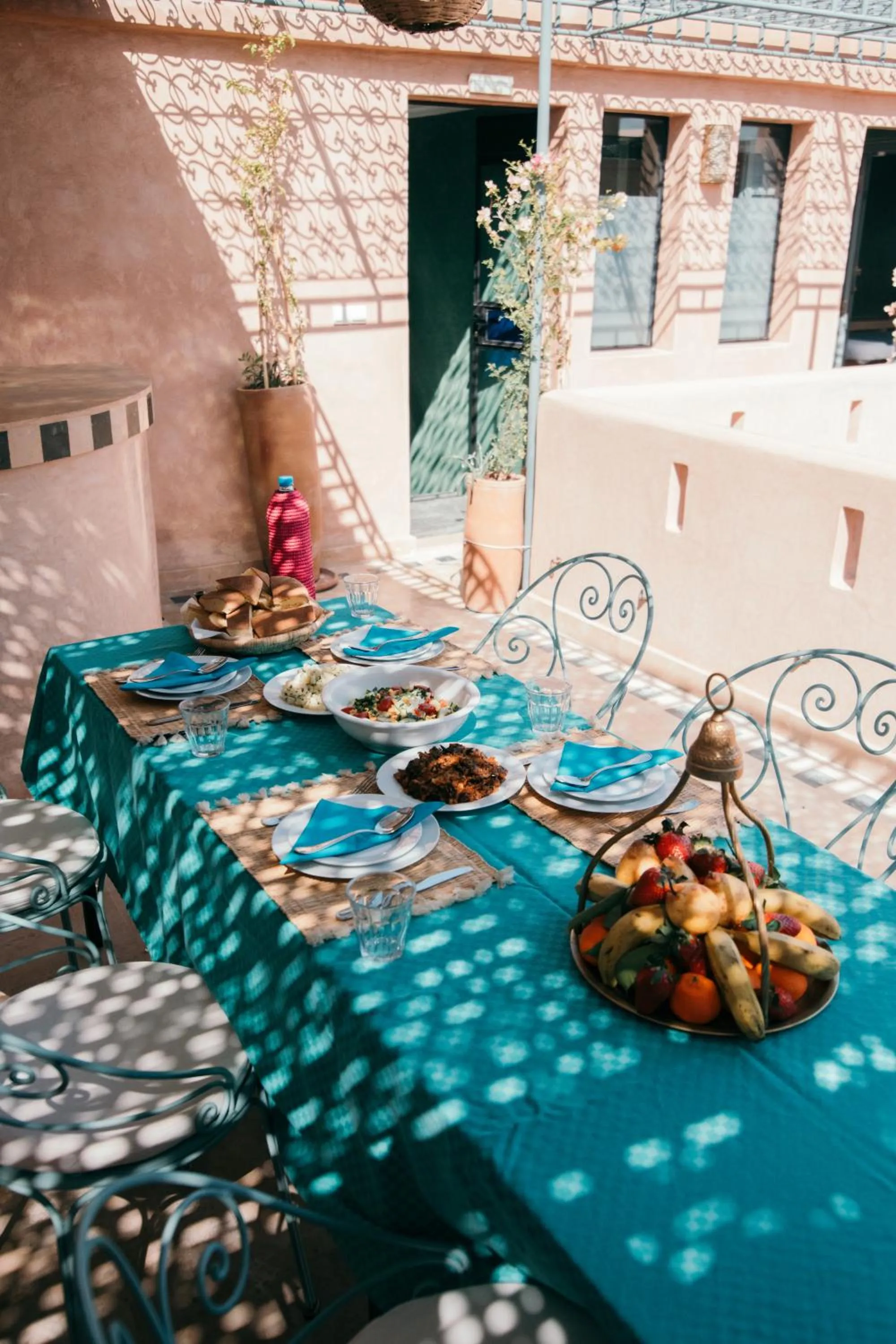 Food and drinks in Riad Albatoul
