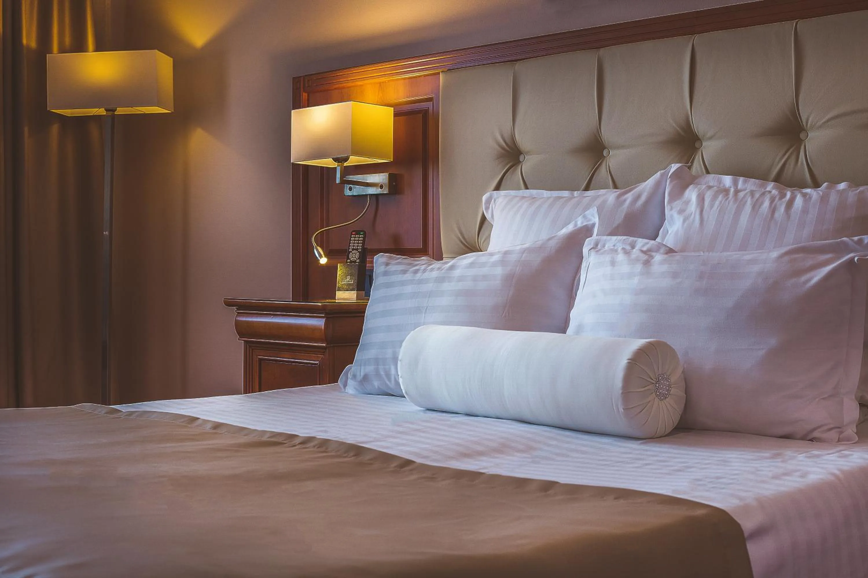 Bed in Hotel Athos R.M.T.