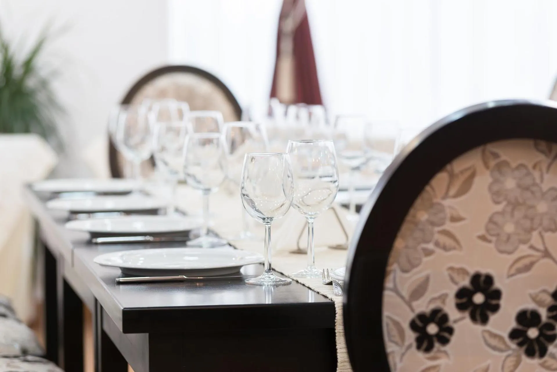 Restaurant/places to eat in Hotel Athos R.M.T.