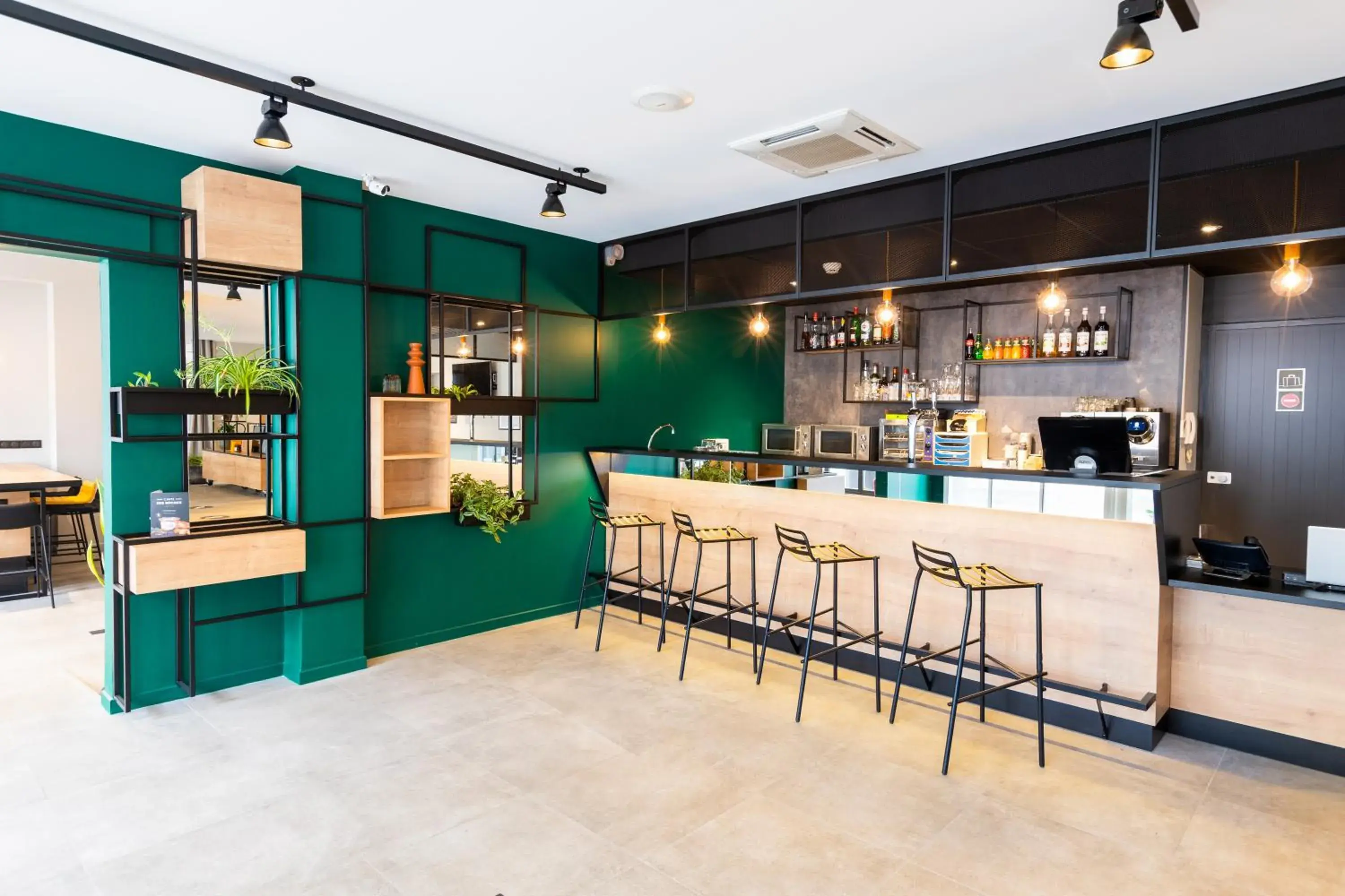 Lobby or reception in Ibis Pau Centre Lobby or reception in Ibis Pau Centre