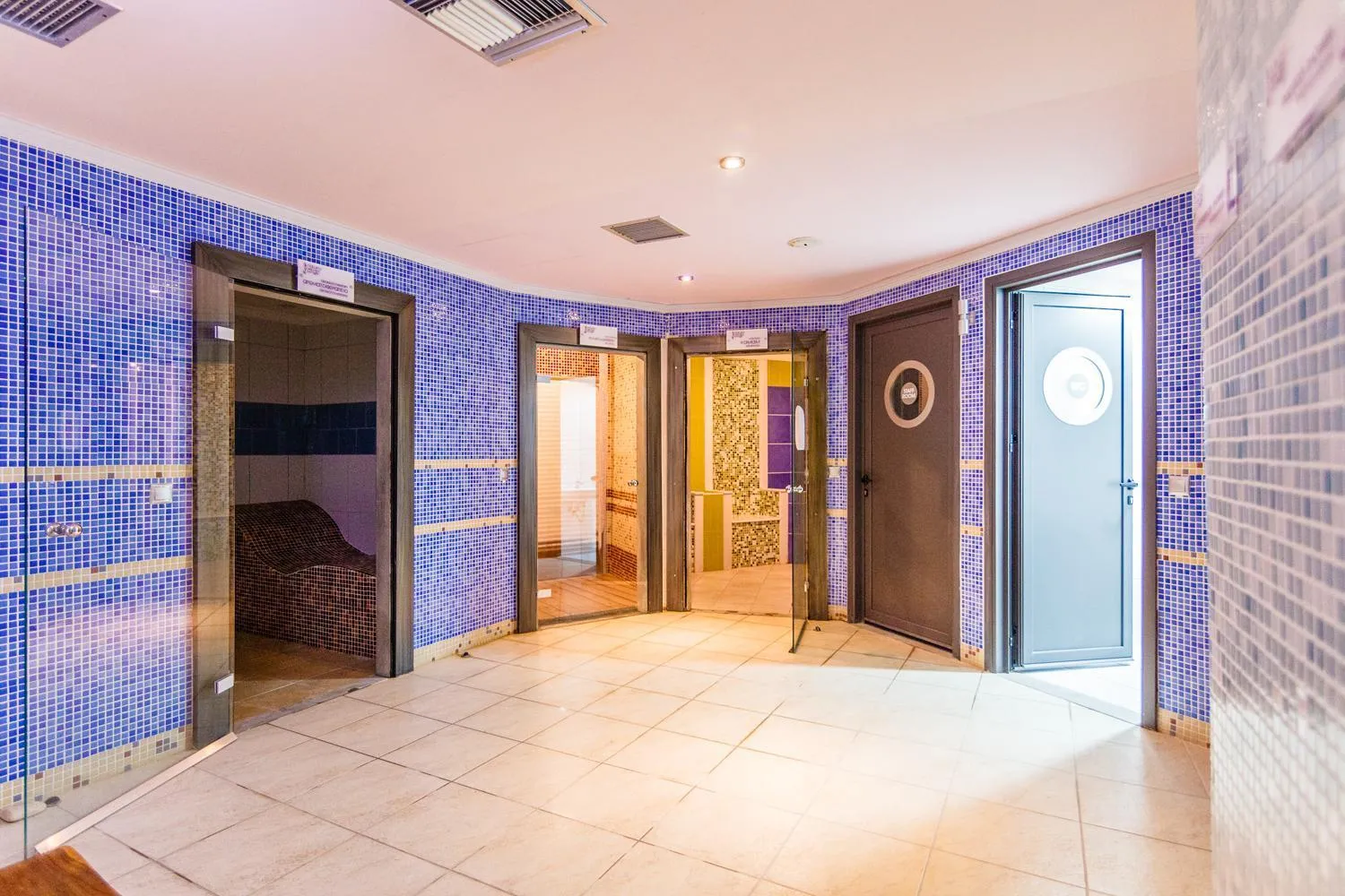 Spa and wellness centre/facilities in Natura Park Village Hotel & Spa