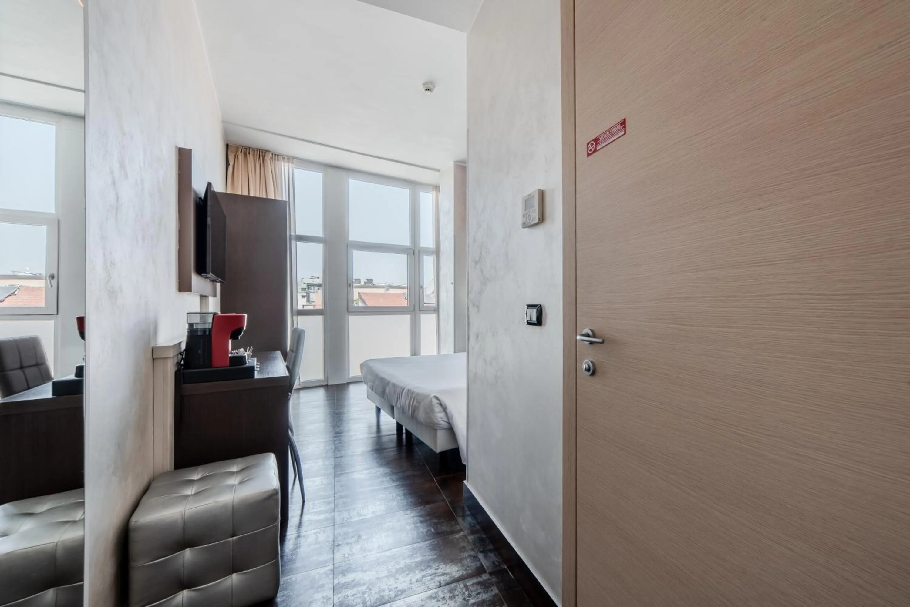 Photo of the whole room in Hotel Milano Navigli