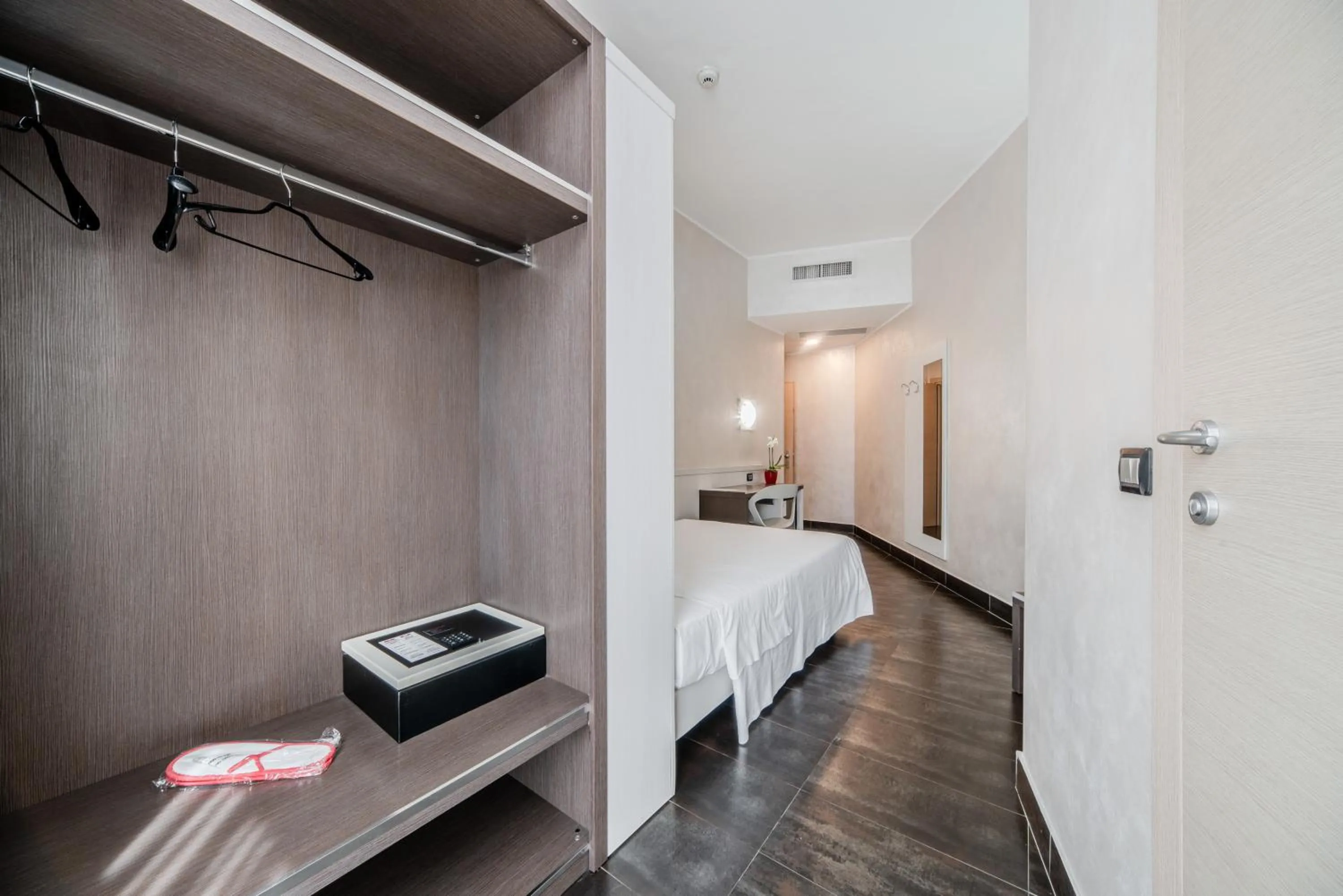 Photo of the whole room, Bed in Hotel Milano Navigli