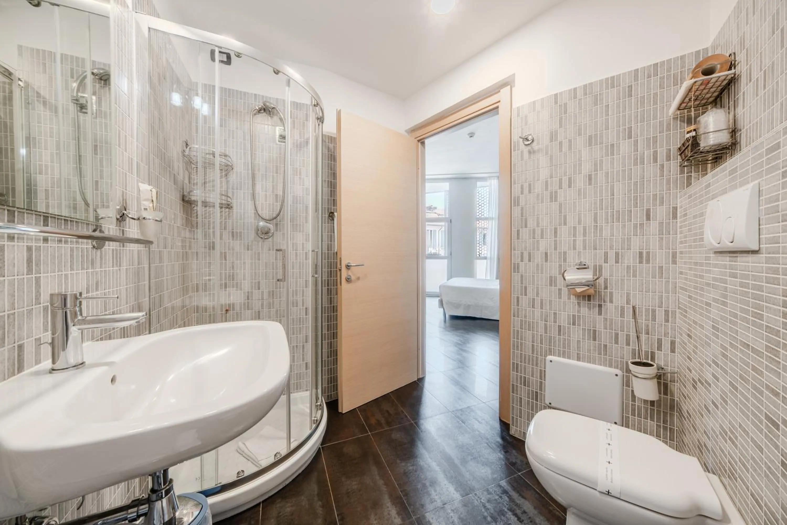 Shower in Hotel Milano Navigli