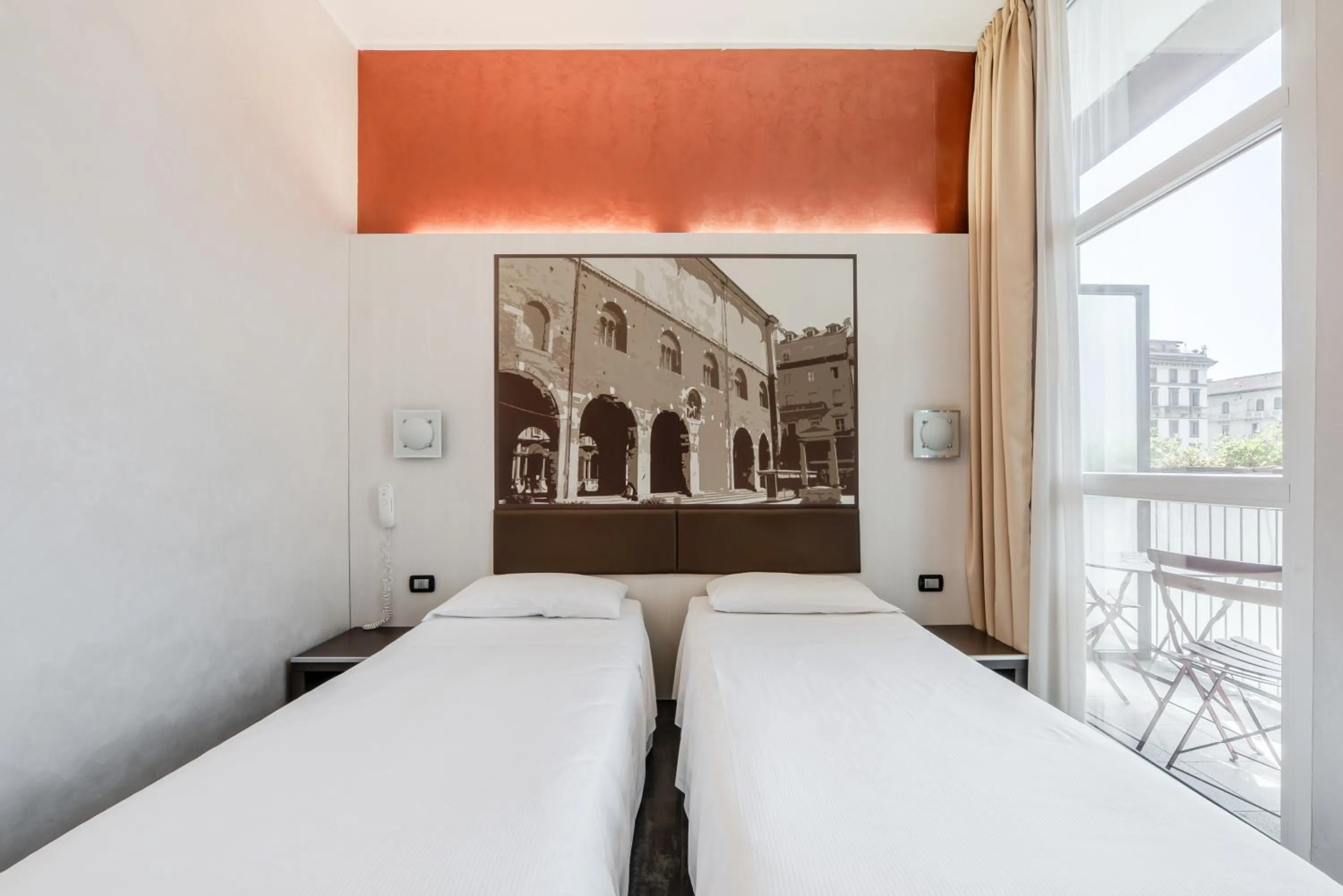 Bed in Hotel Milano Navigli
