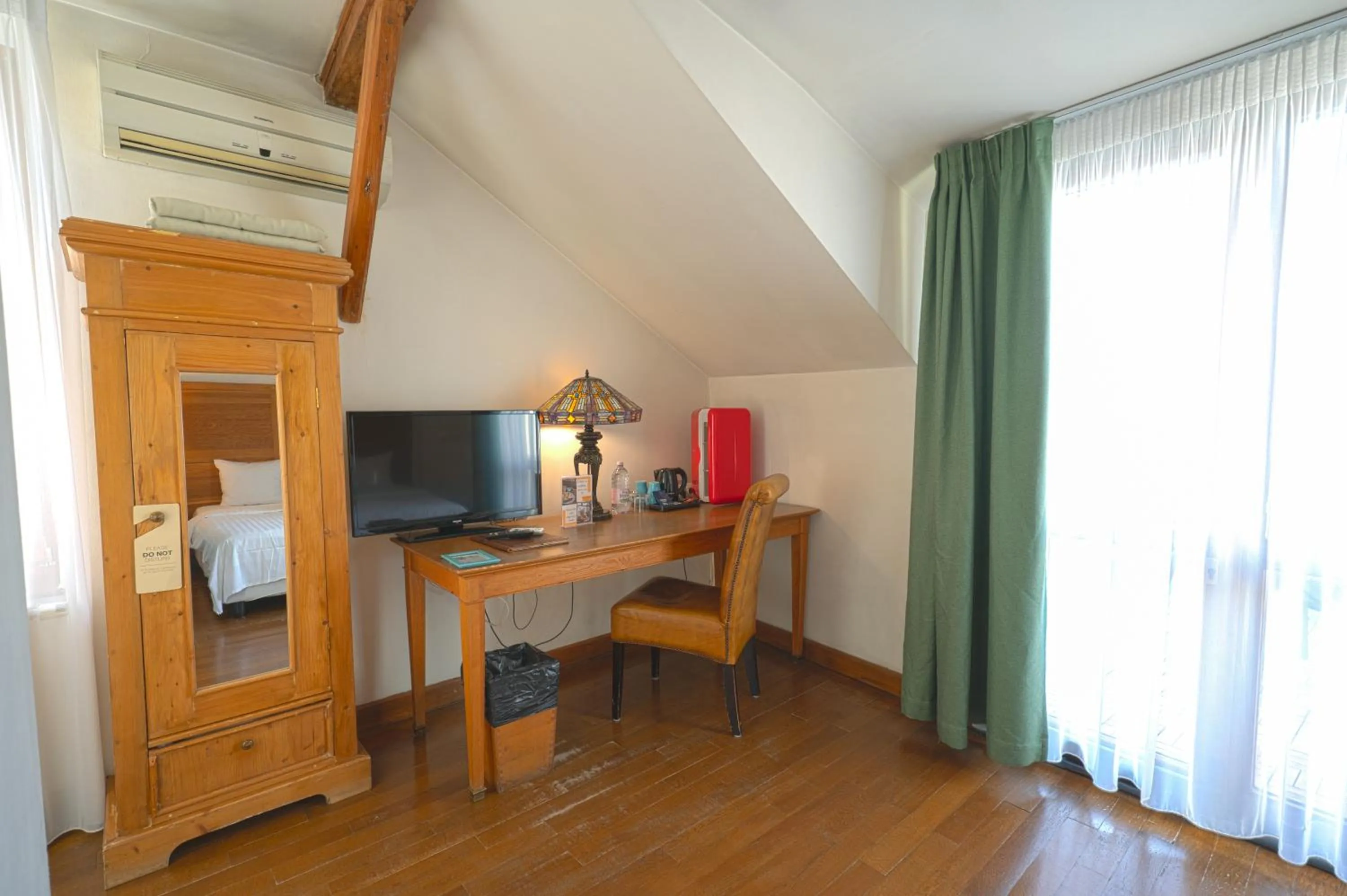 Bedroom in Rembrandt Old Town
