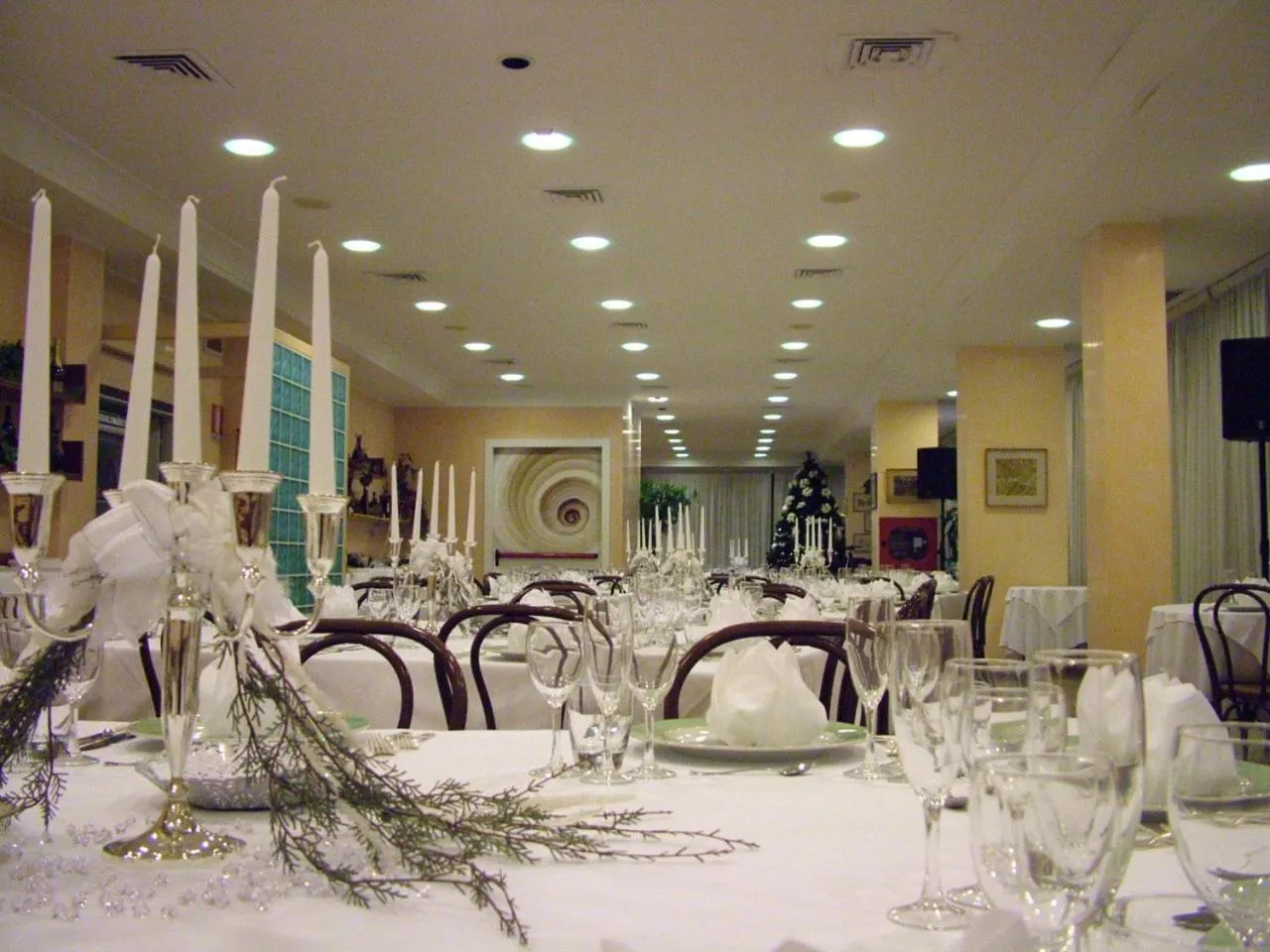 Restaurant/places to eat in Hotel Acerboli