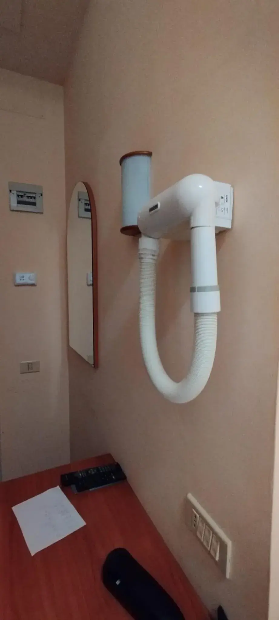 Facade/entrance in Hotel Acerboli Facade/entrance in Hotel Acerboli