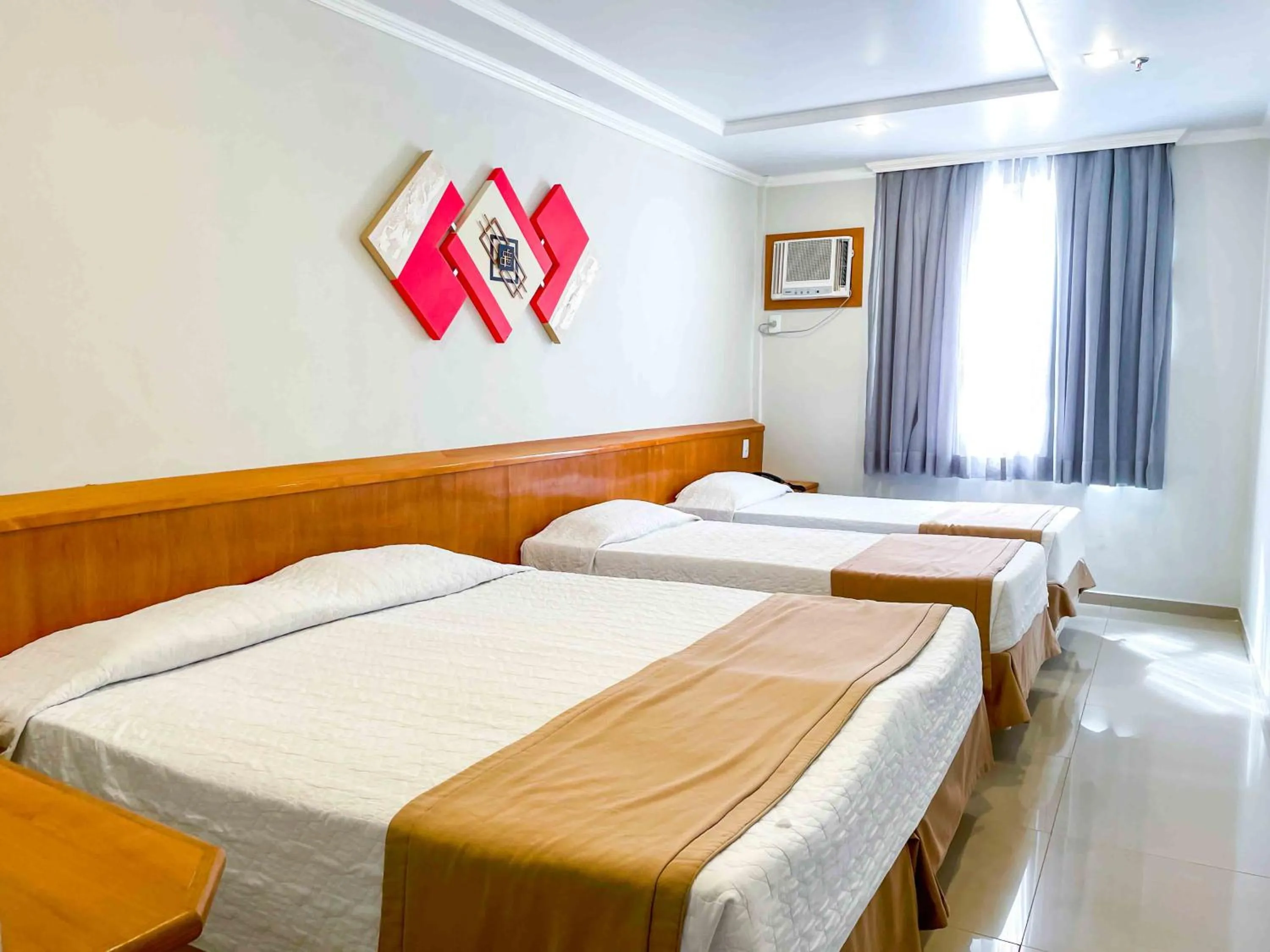 Photo of the whole room, Bed in Saionara Hotel