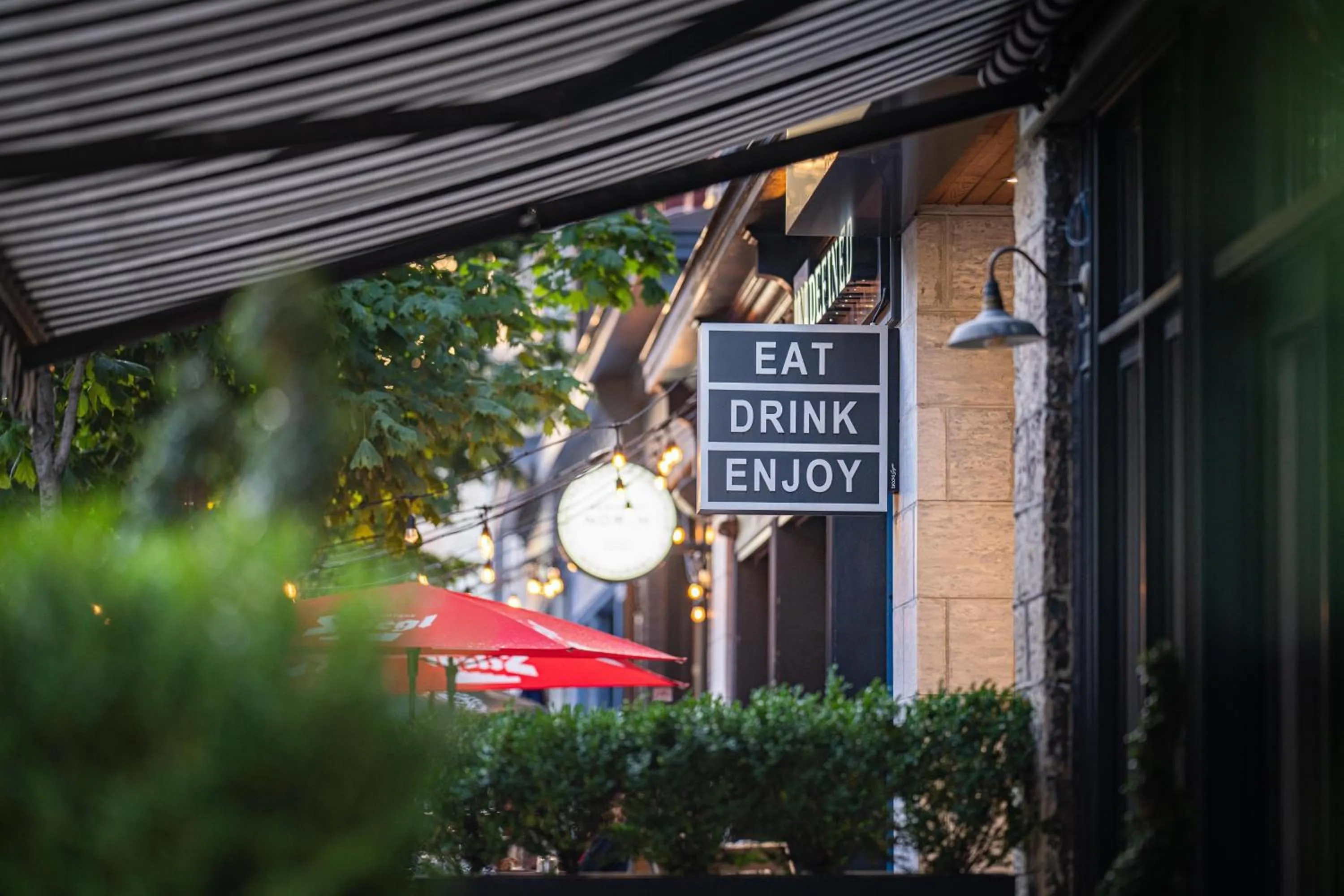 Area and facilities in Staybridge Suites Hamilton - Downtown by IHG