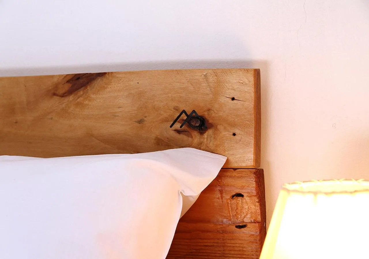 Decorative detail, Bed in Hostal Fonda Prat