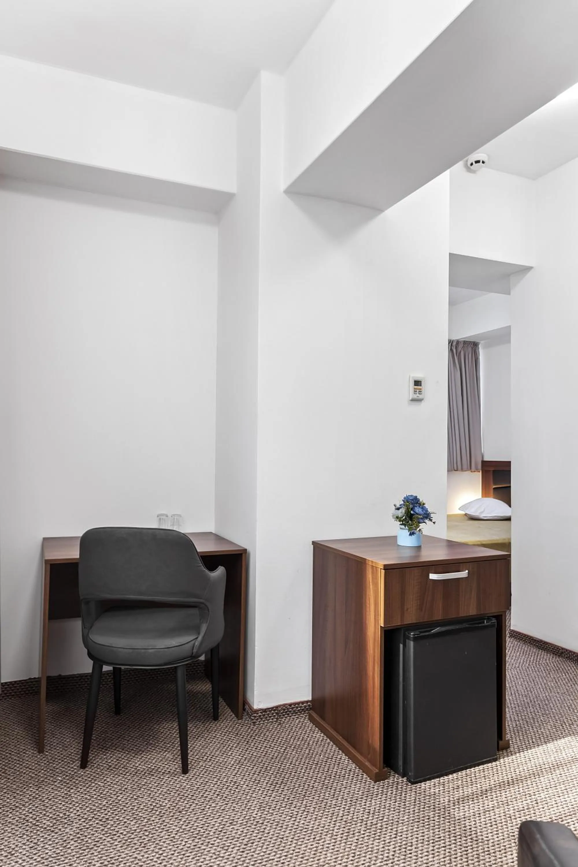 hair dresser in Lina Hotel