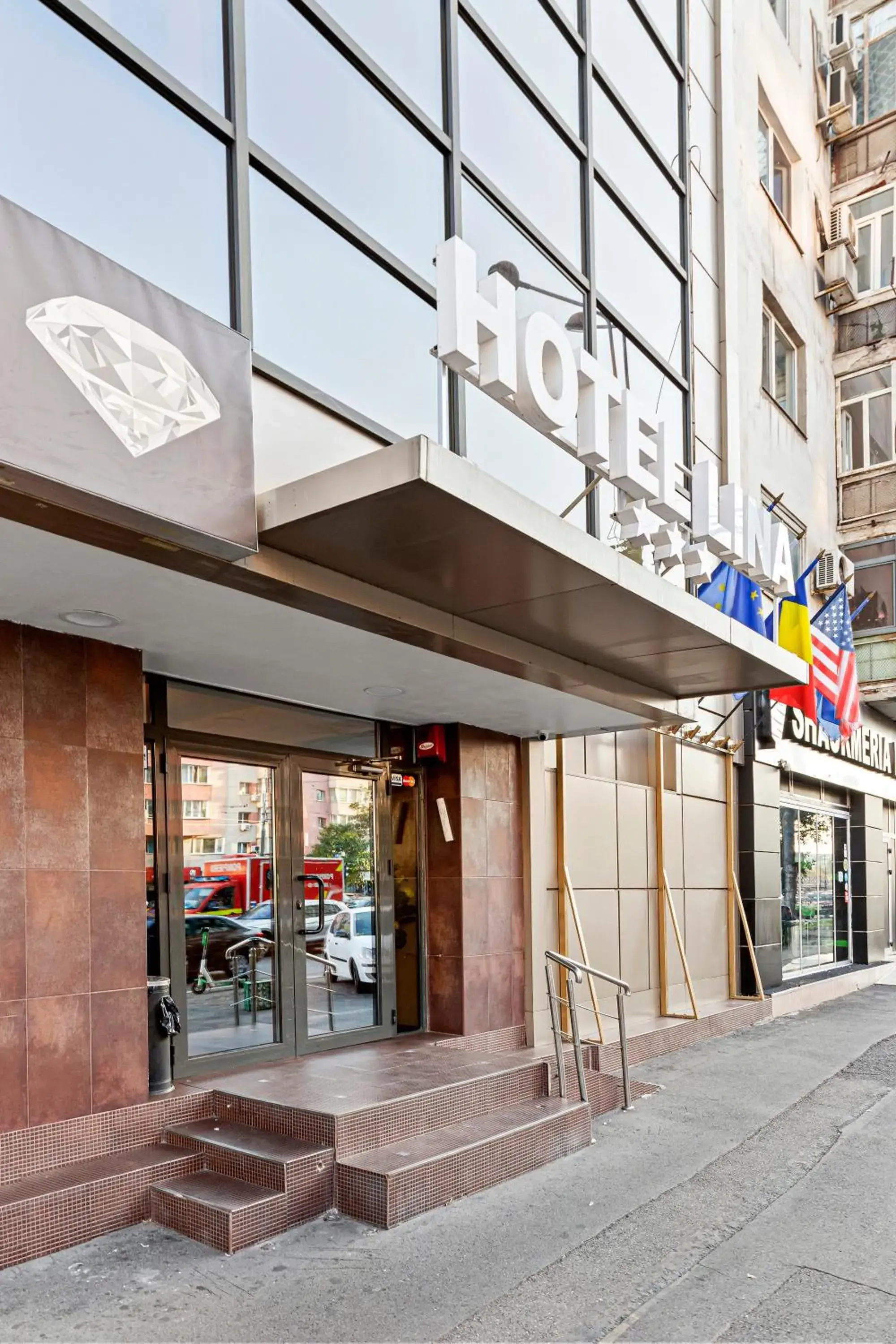 Facade/entrance in Lina Hotel Facade/entrance in Lina Hotel