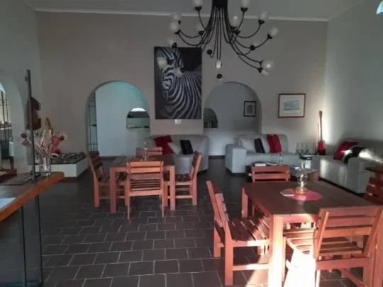 Living room in Bush Pillow Guest House