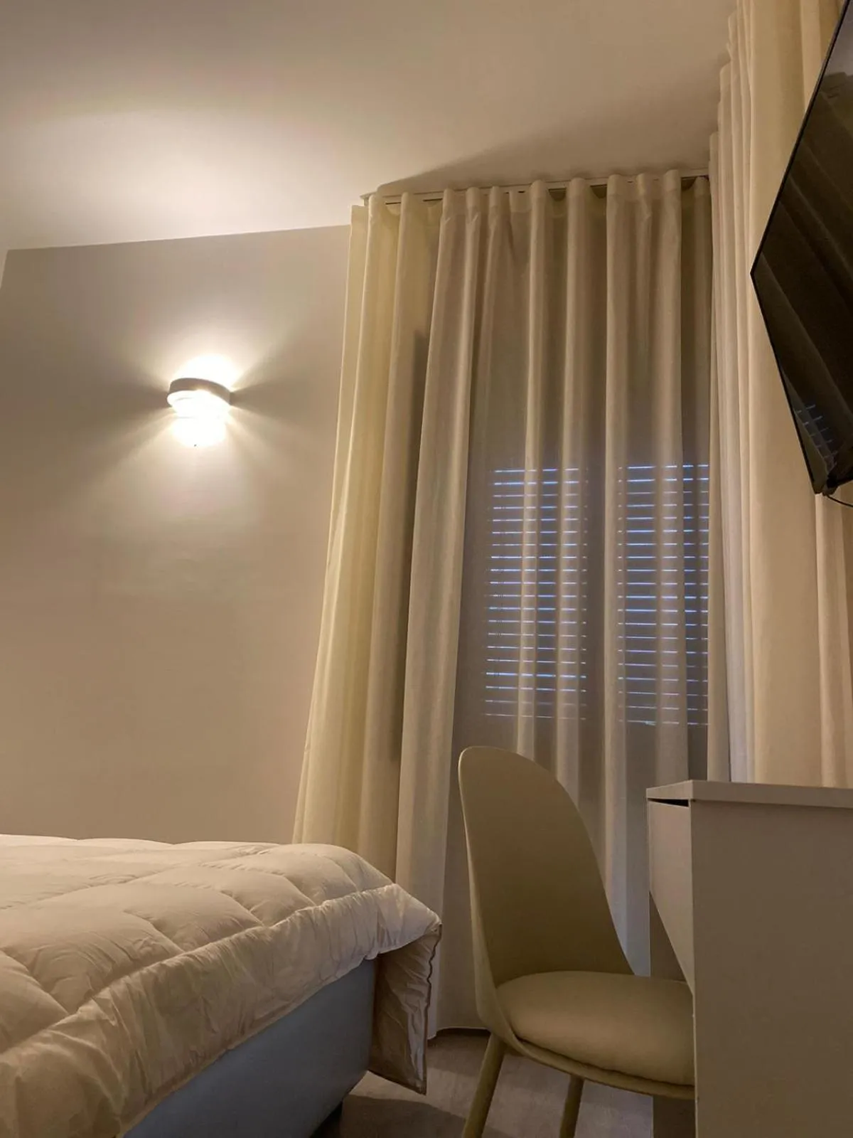 Bed in Midtown Salerno