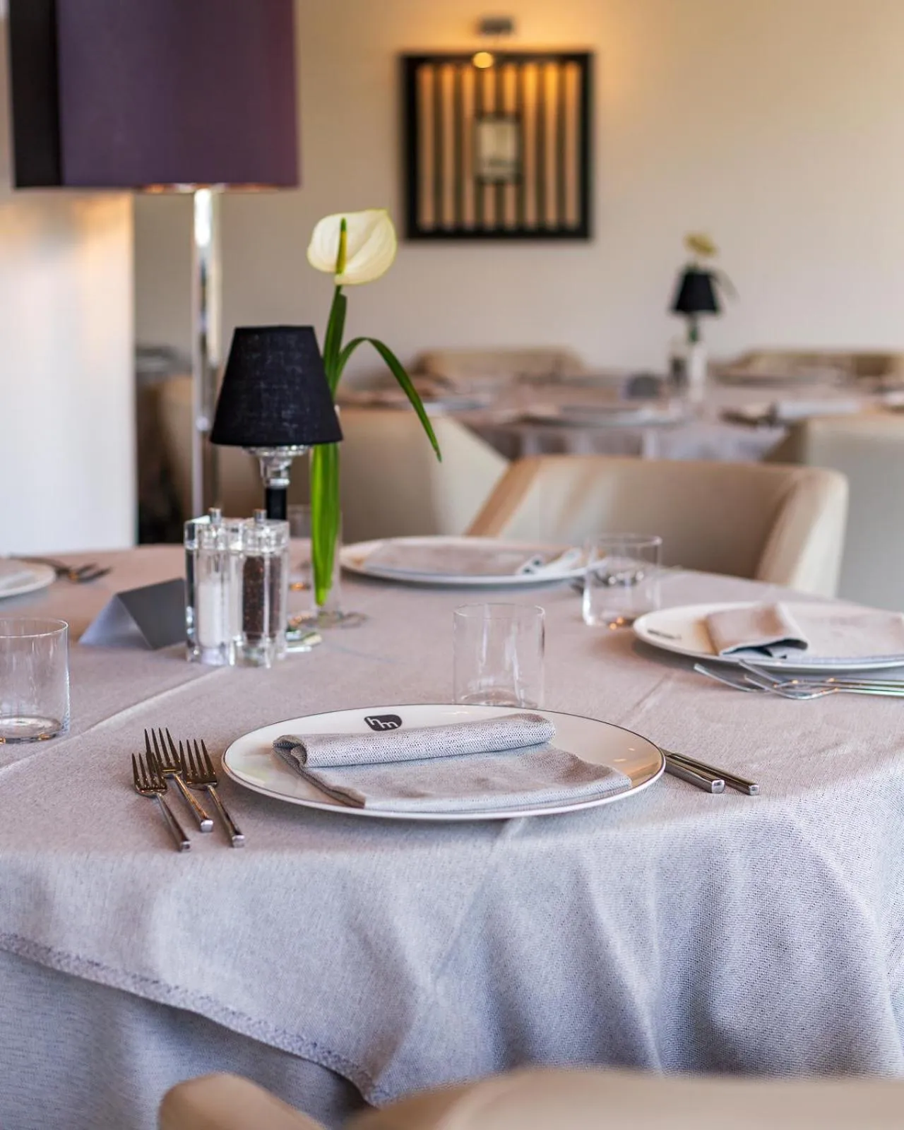 Restaurant/places to eat in Hotel Mariver