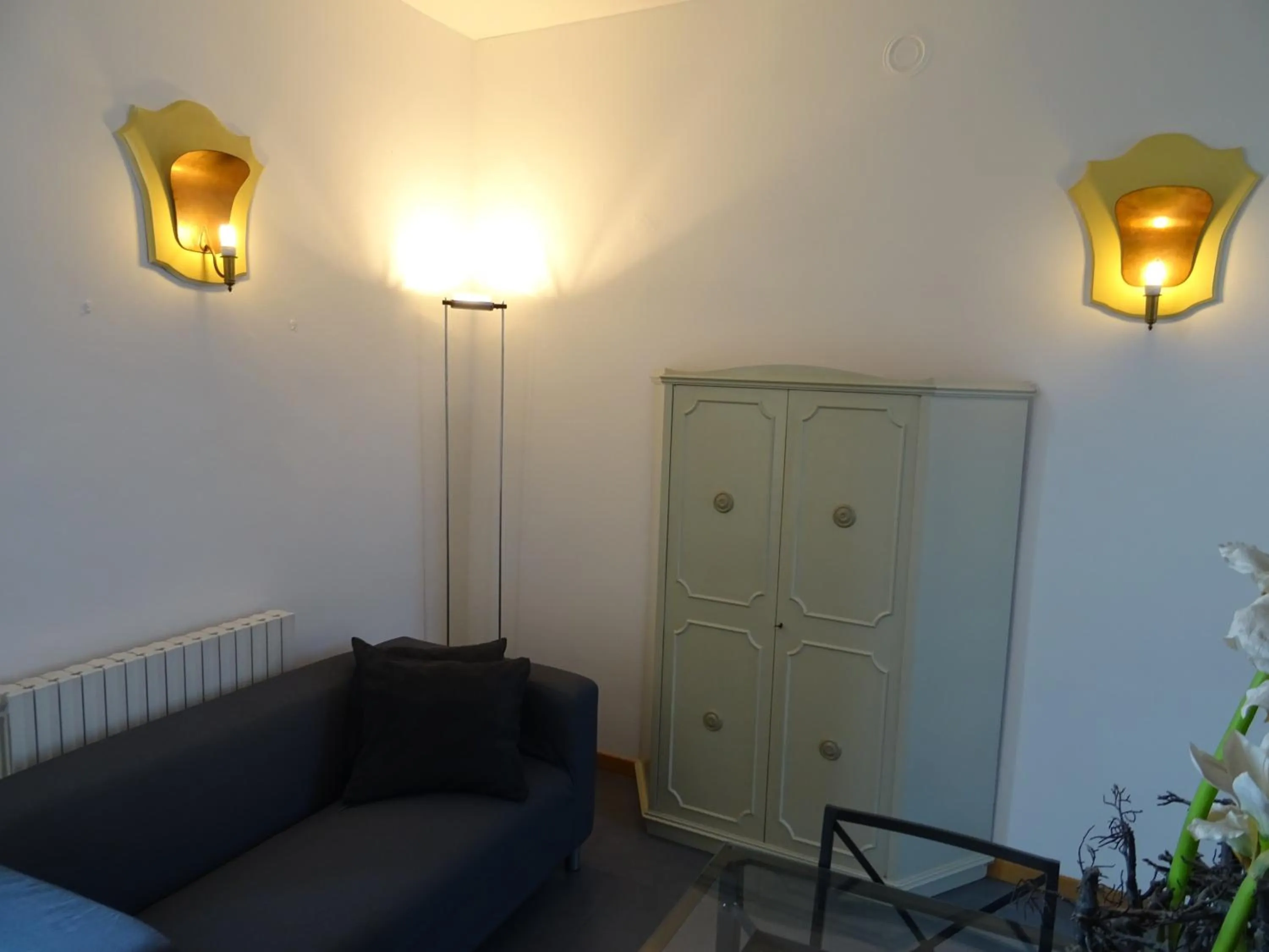 Dining area in CharmeRooms Villa Moroni