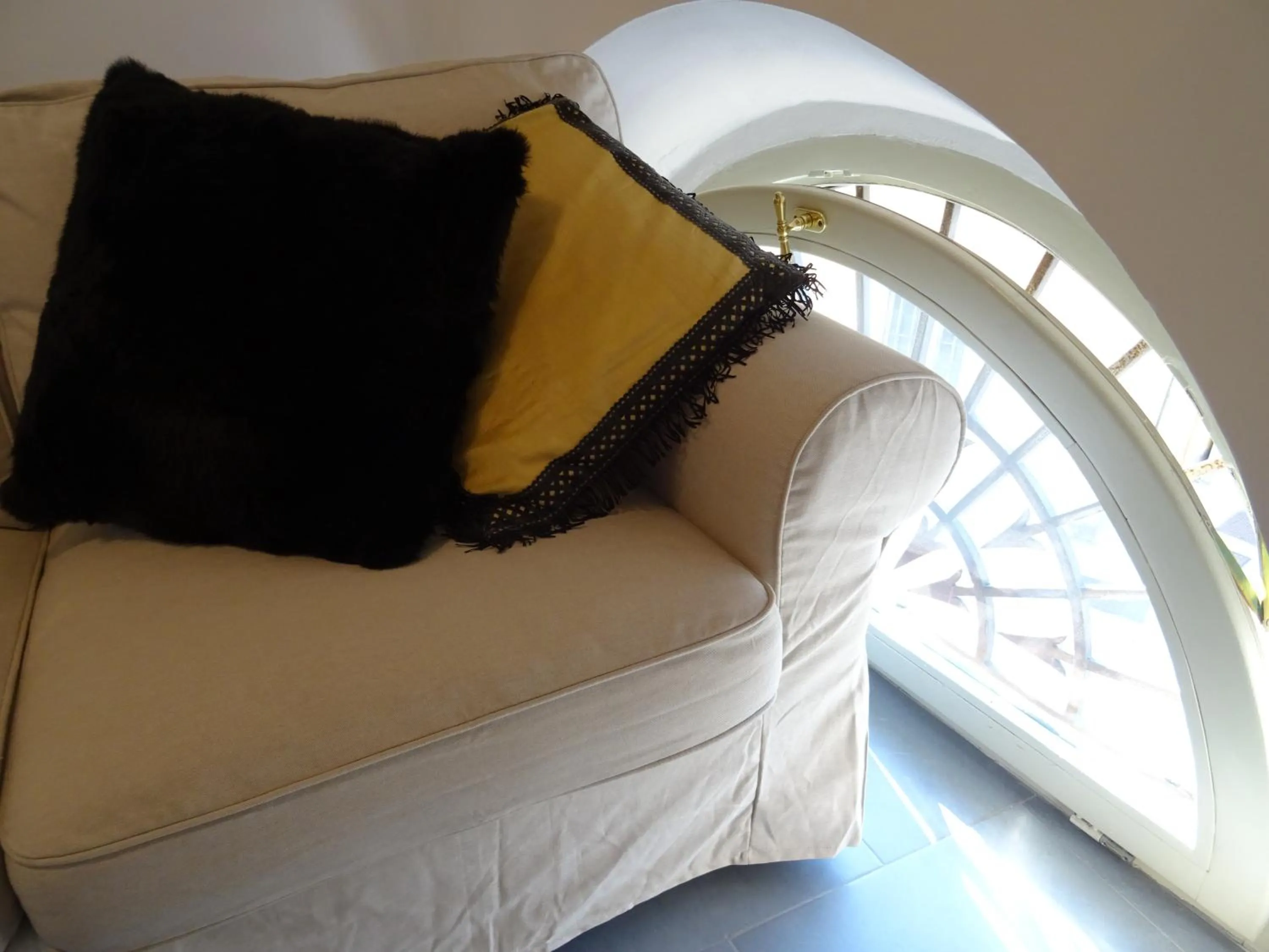 Living room in CharmeRooms Villa Moroni