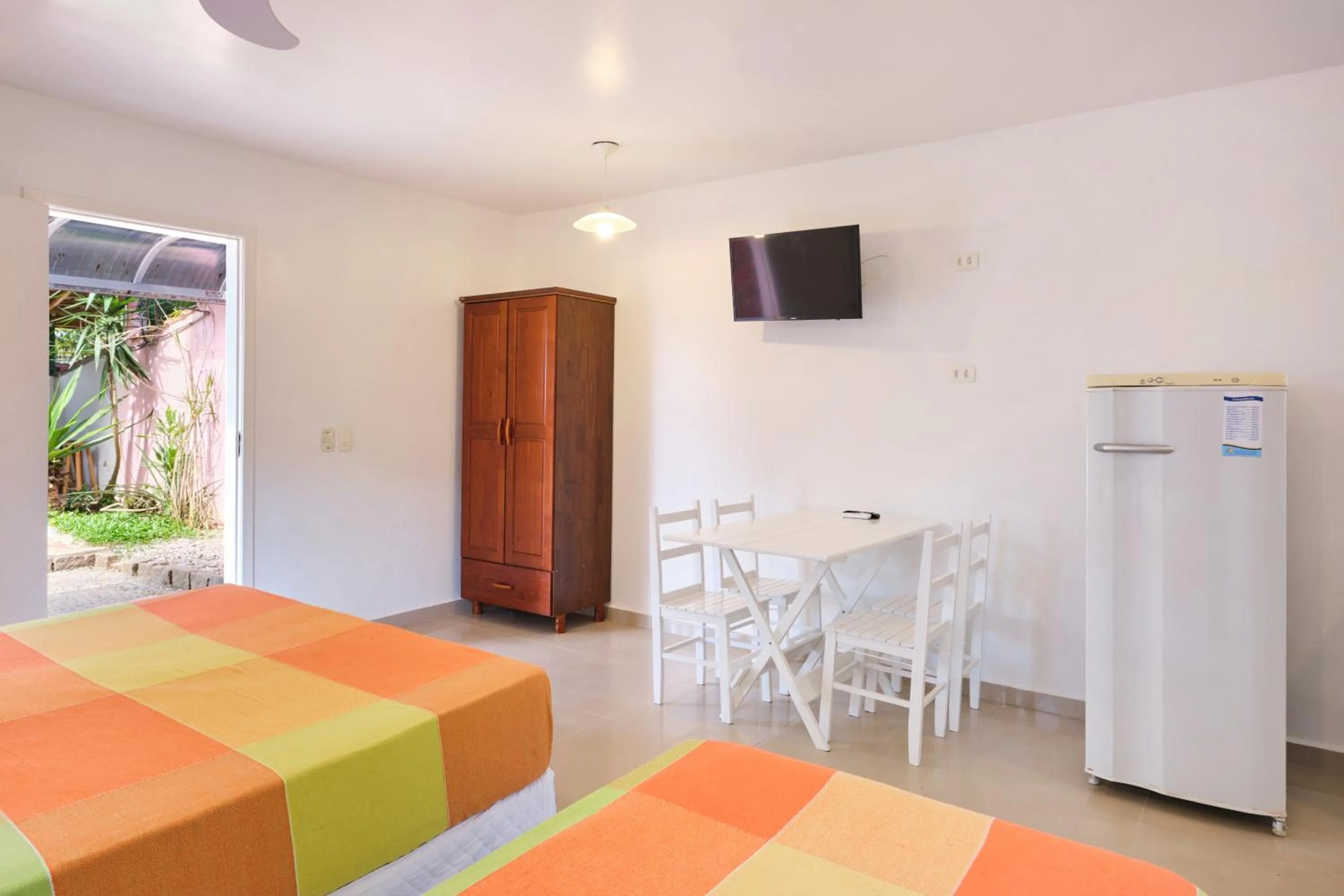 Bedroom, Bed in Pousada Sanremo Inn